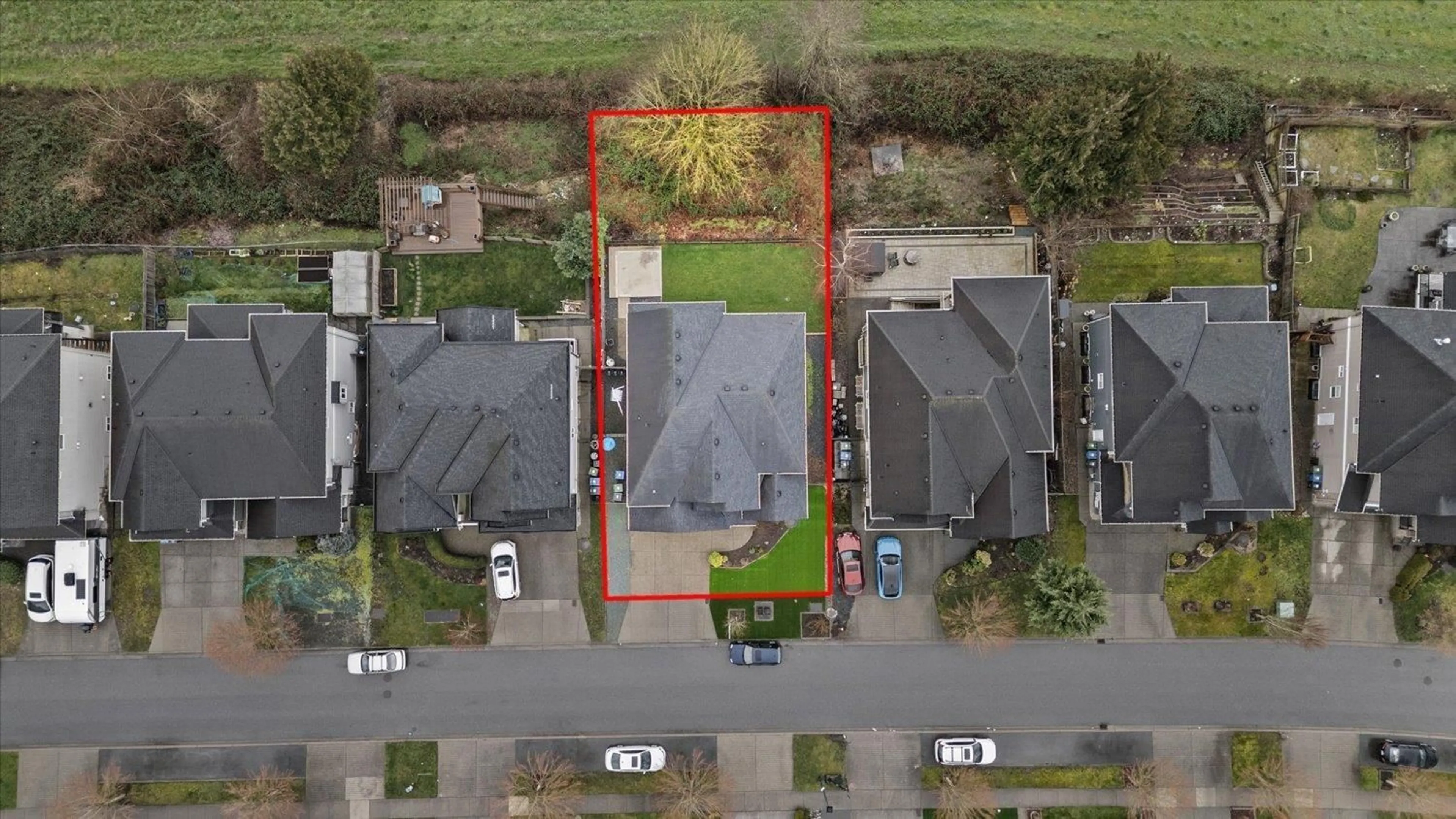 A pic from outside/outdoor area/front of a property/back of a property/a pic from drone, street for 2112 MERLOT BOULEVARD, Abbotsford British Columbia V4X0A6