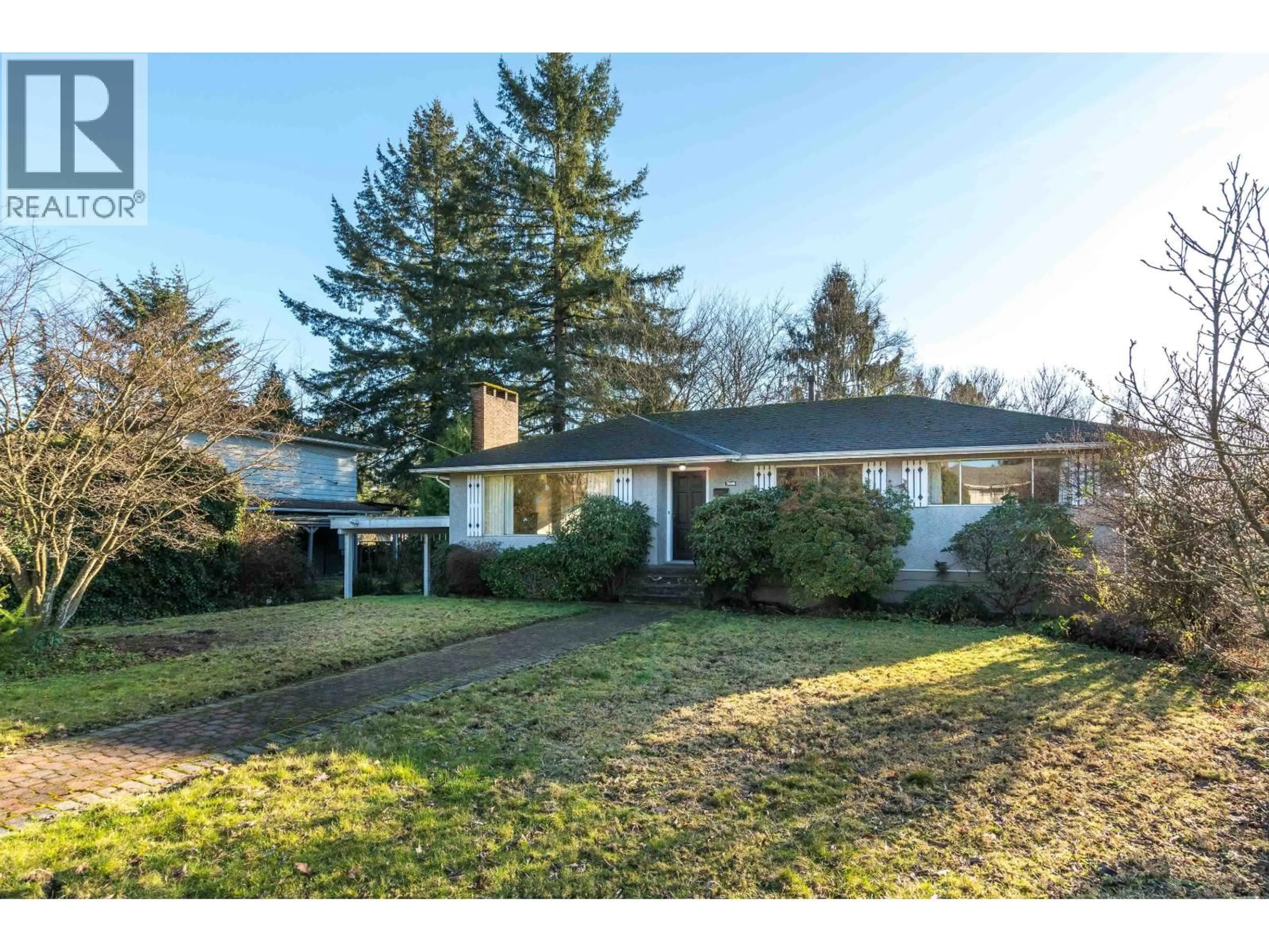 Home with vinyl exterior material, street for 7046 HILLVIEW STREET, Burnaby British Columbia V5A1Y3