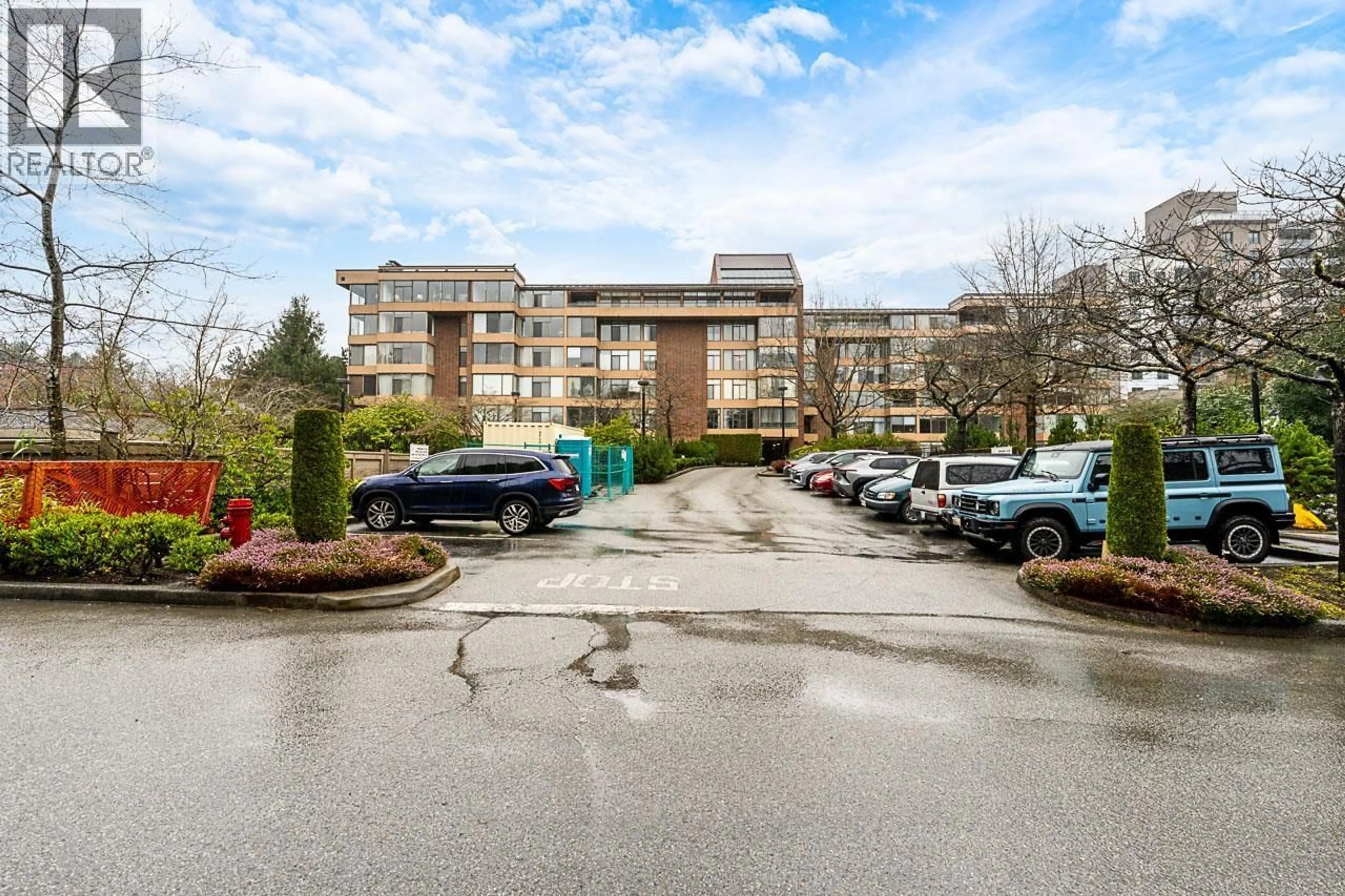 Unknown for 211 - 2101 MCMULLEN AVENUE, Vancouver British Columbia V6L3B4