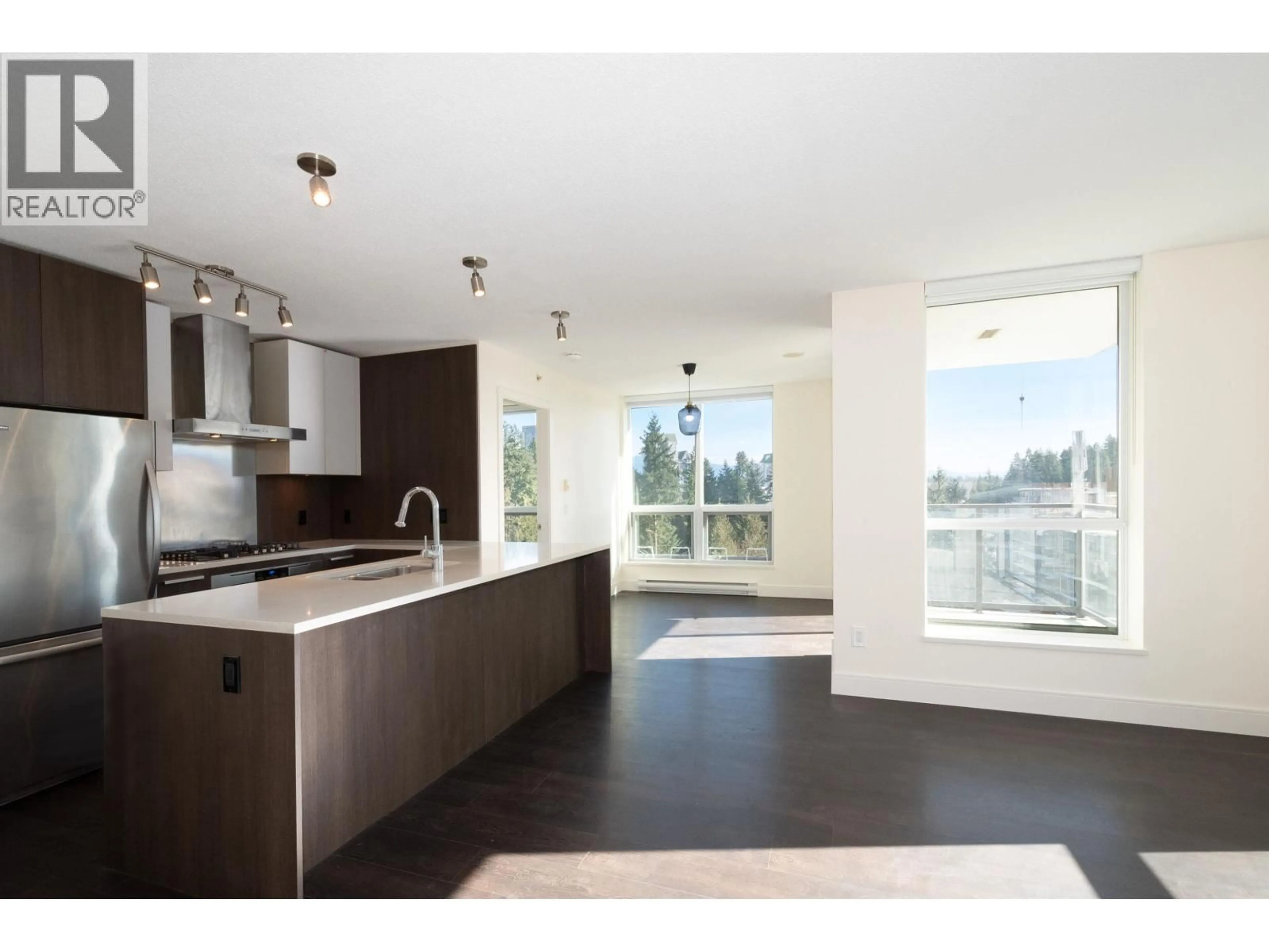 Unknown for 1205 - 3007 GLEN DRIVE, Coquitlam British Columbia V3B0L8