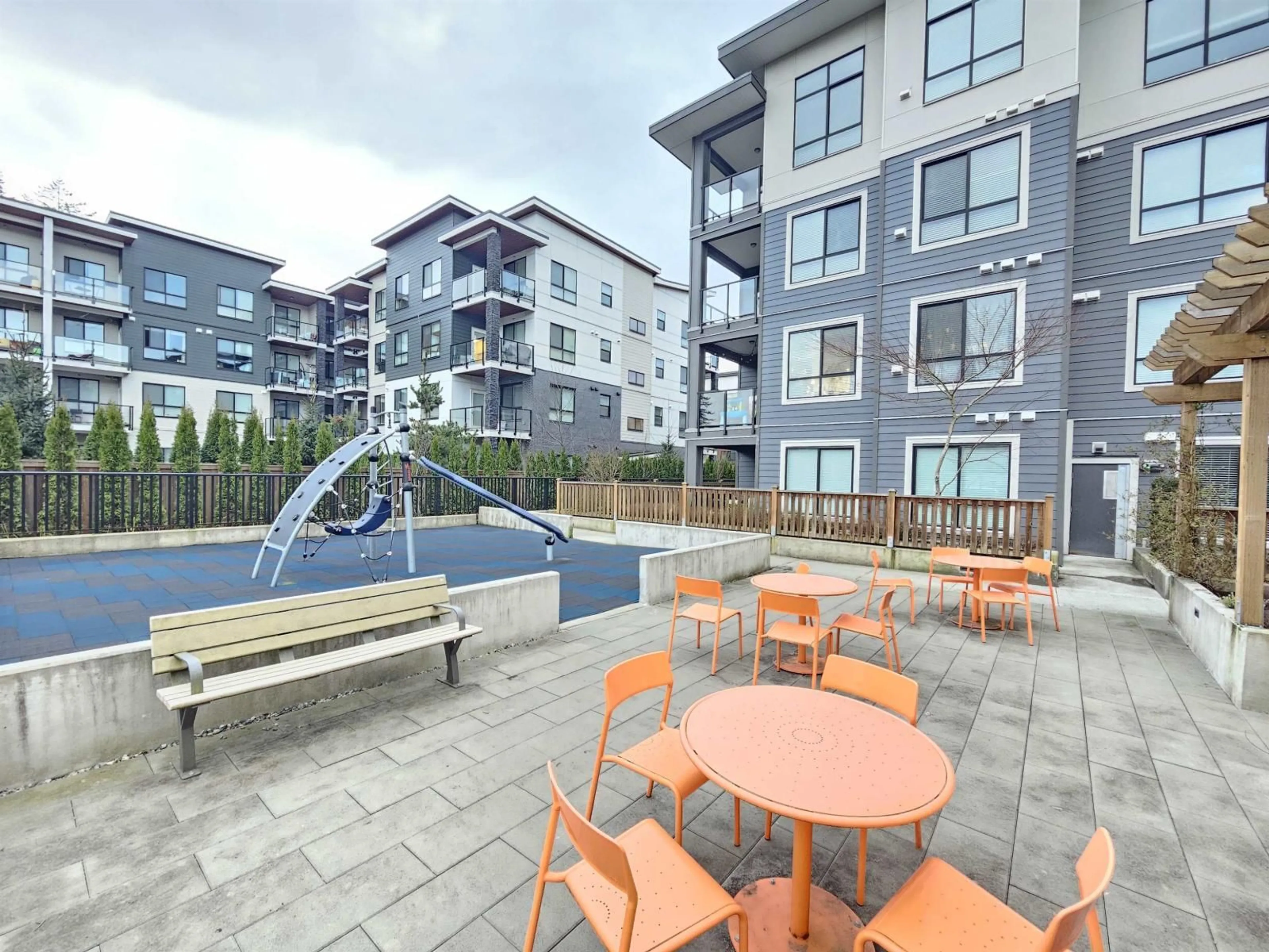 Patio, unknown for 115 - 20356 72B AVENUE, Langley British Columbia V2Y4J9