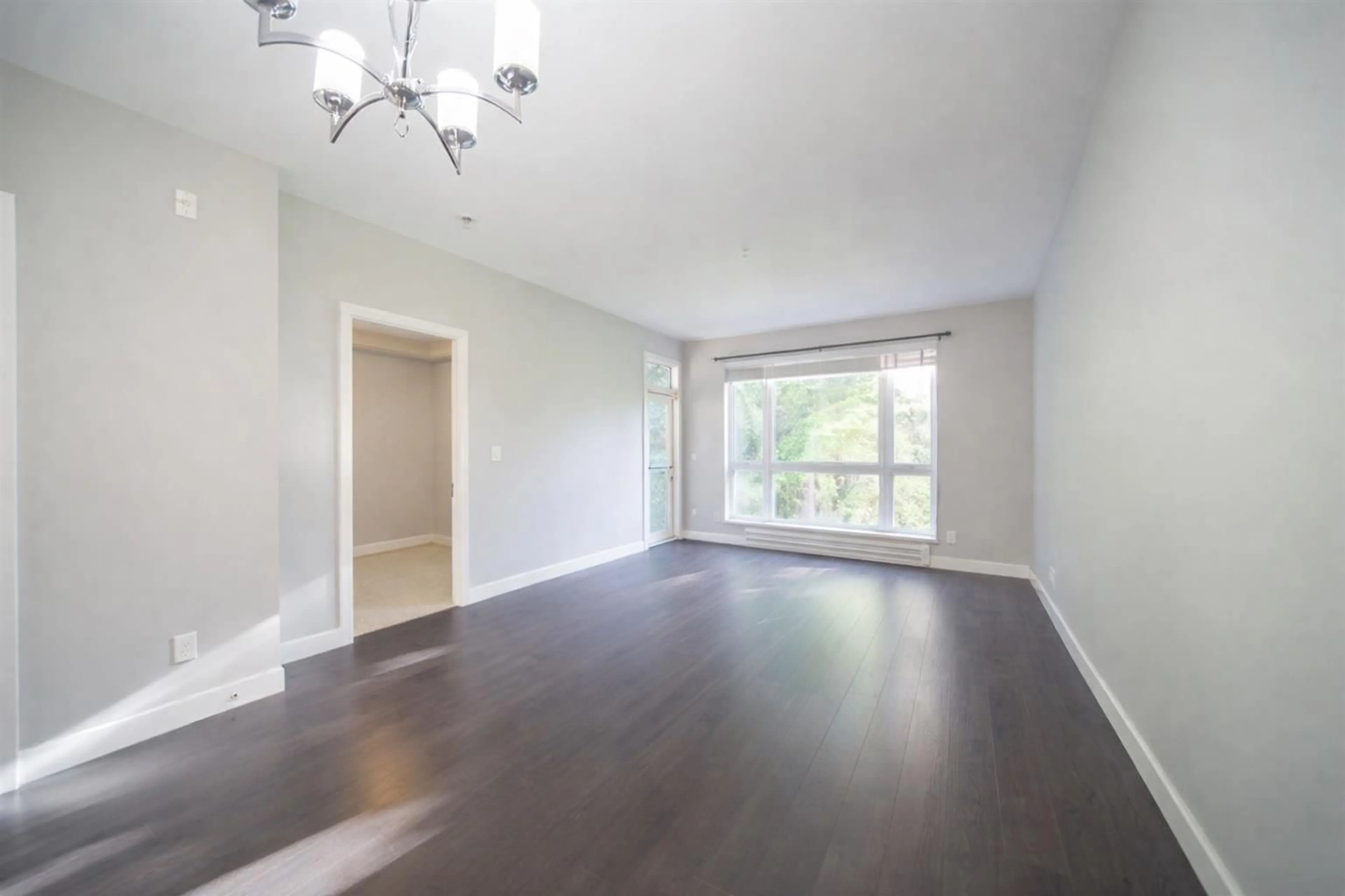 A pic of a room for 310 - 14358 60 AVENUE, Surrey British Columbia V3X0G3