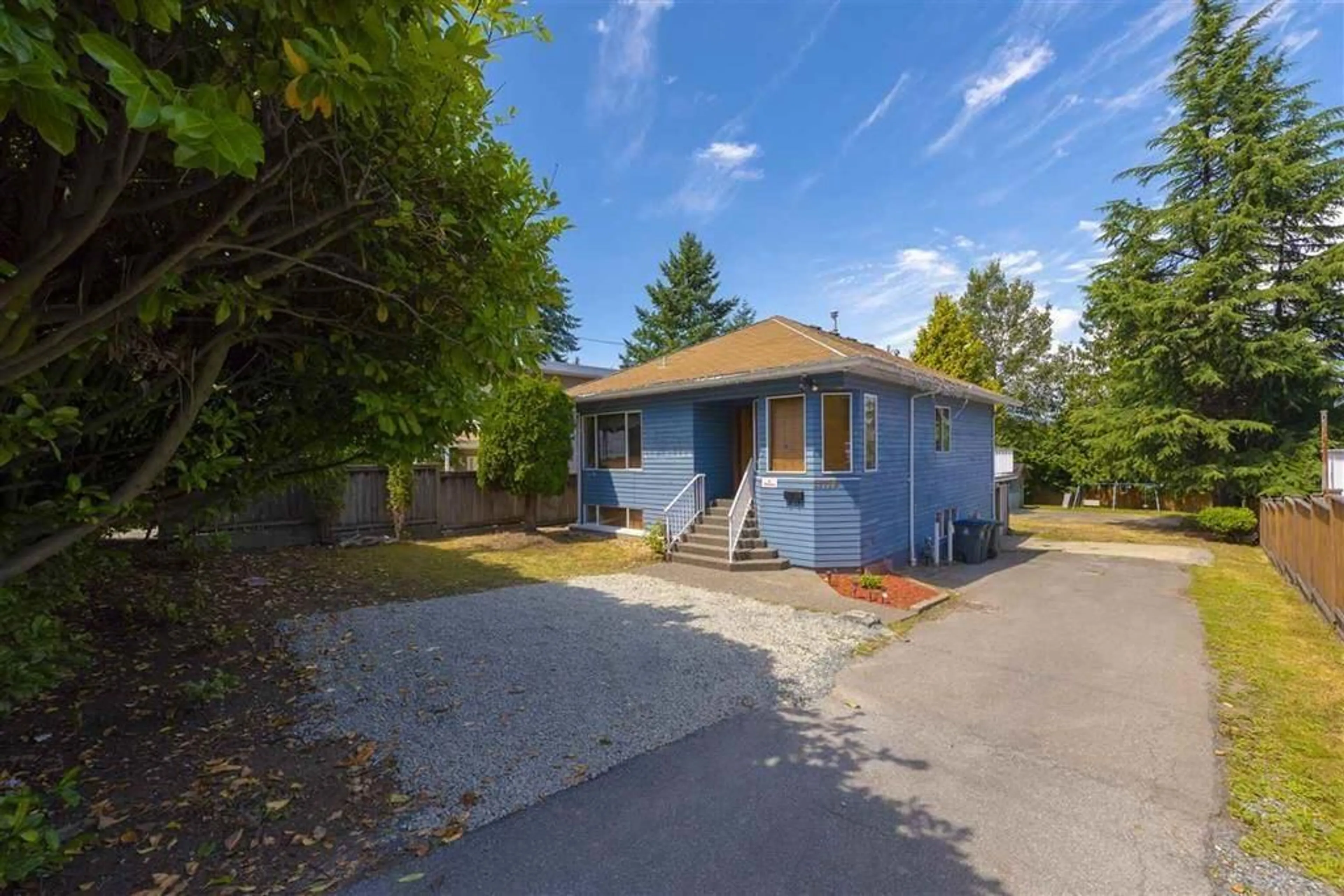 A pic from outside/outdoor area/front of a property/back of a property/a pic from drone, street for 11719 96 AVENUE, Surrey British Columbia V3V1V9