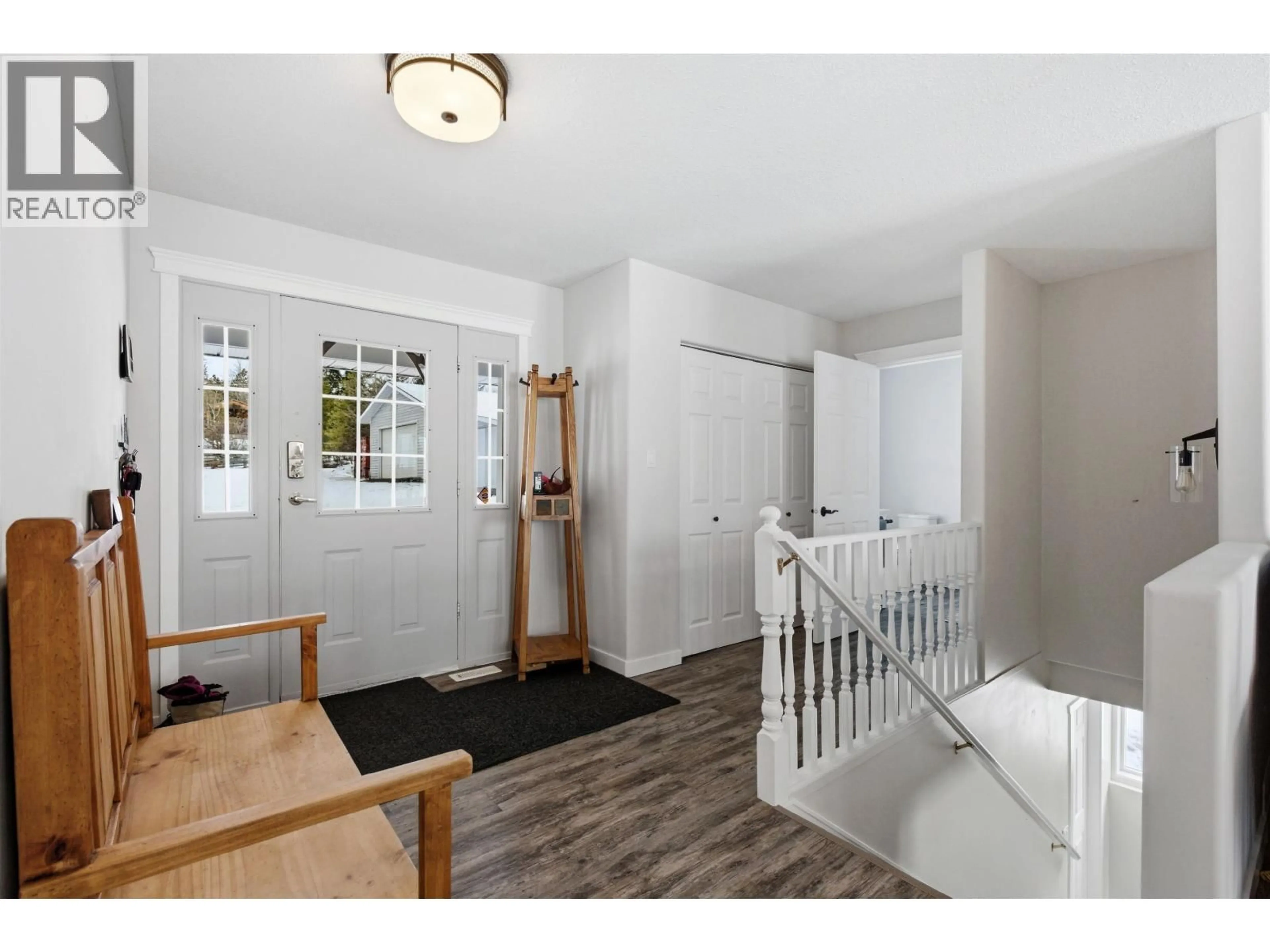 Indoor entryway for 2448 CLARA ROAD, 150 Mile House British Columbia V0K2G0