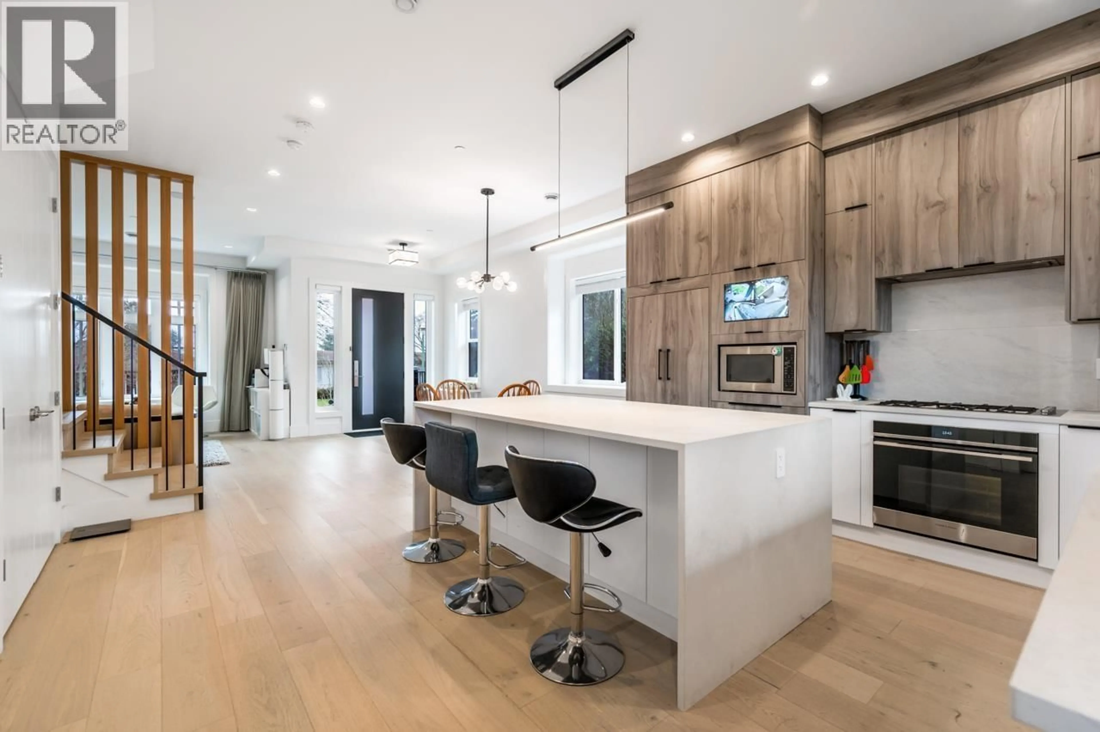 Contemporary kitchen, unknown for 769 53RD AVENUE, Vancouver British Columbia V6P1K5