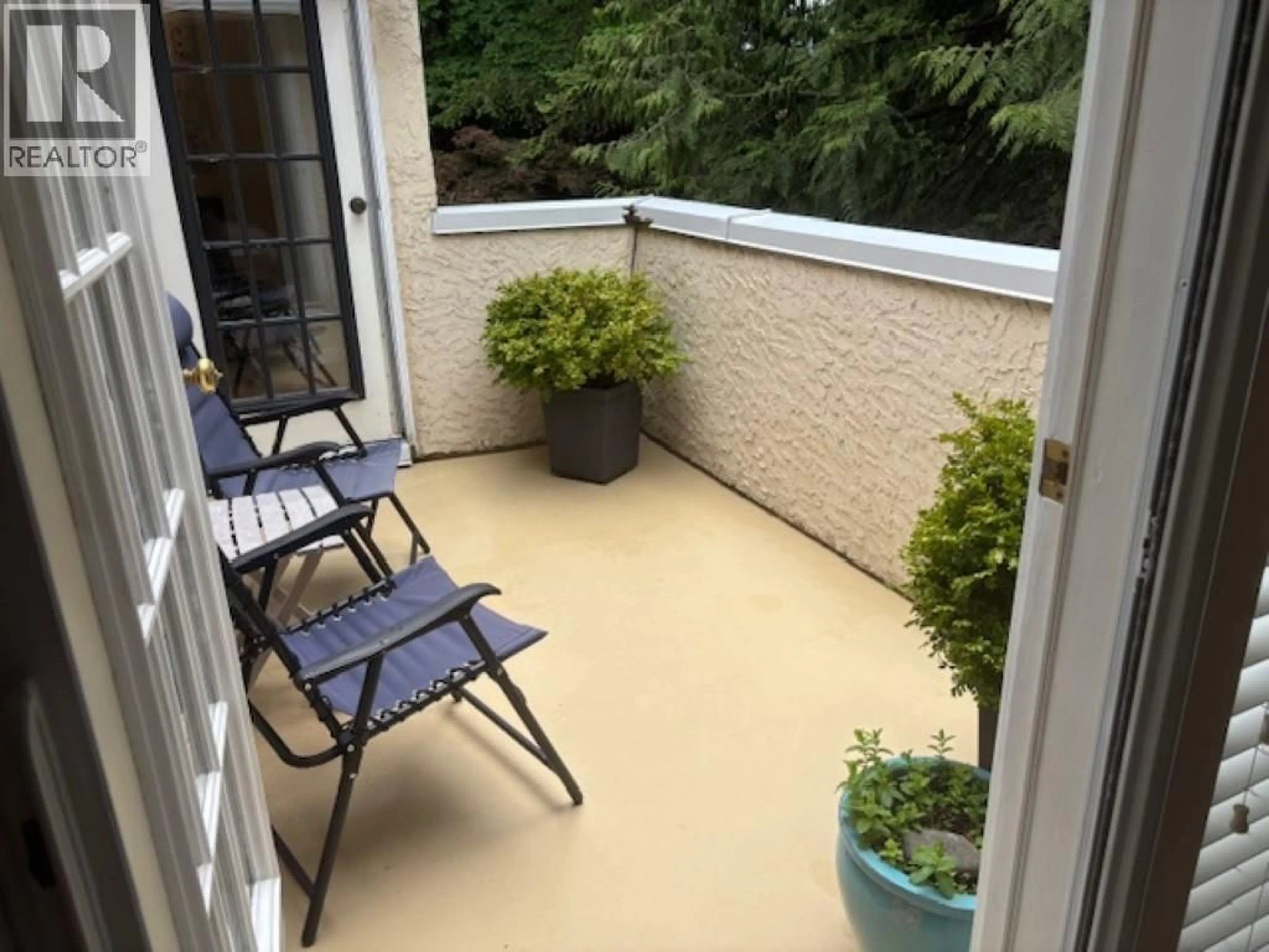 Patio, street for 327 - 1441 GARDEN PLACE, Delta British Columbia V4M3Z2