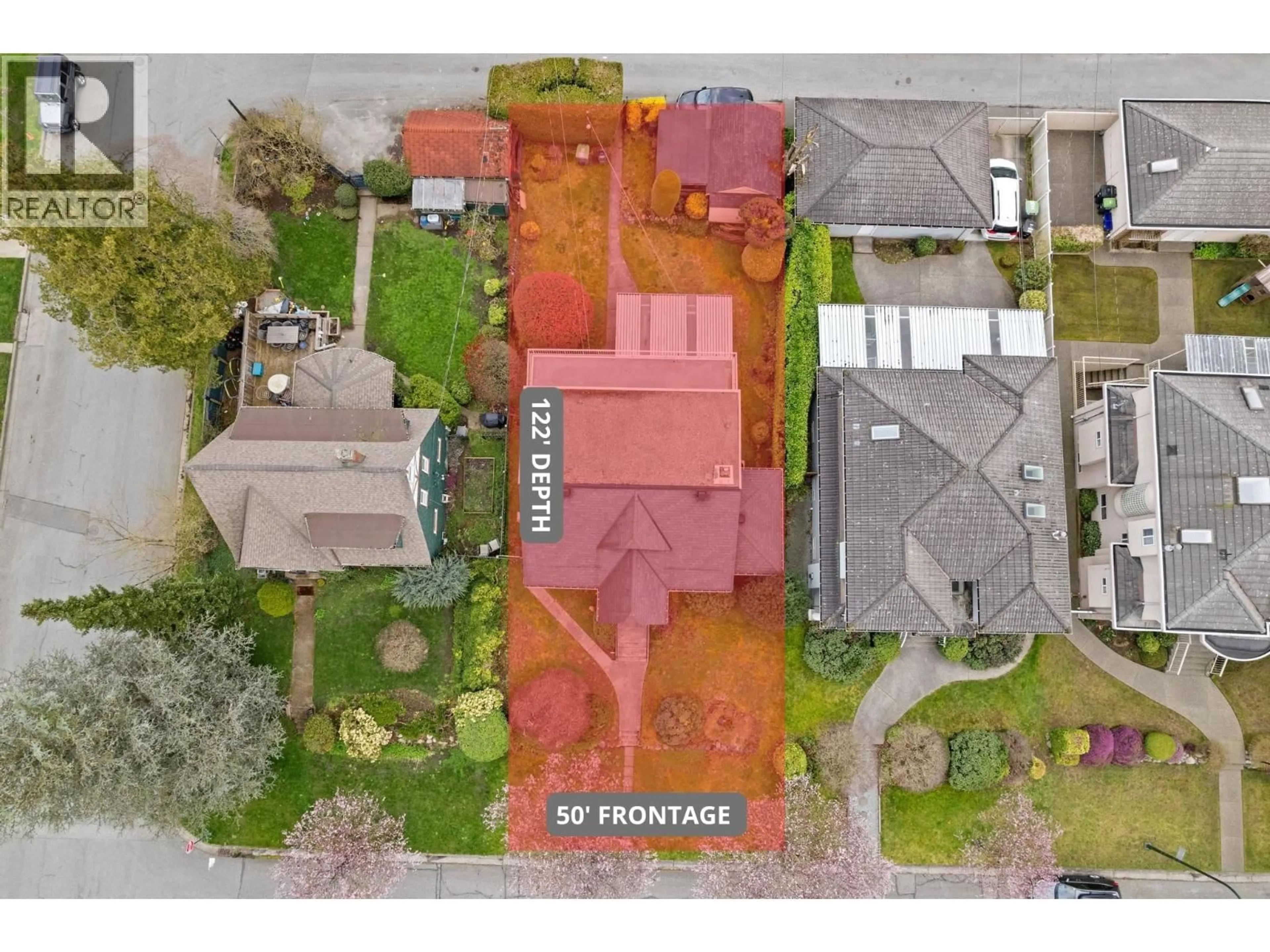 A pic from outside/outdoor area/front of a property/back of a property/a pic from drone, street for 5878 ARLINGTON STREET, Vancouver British Columbia V5R4N3