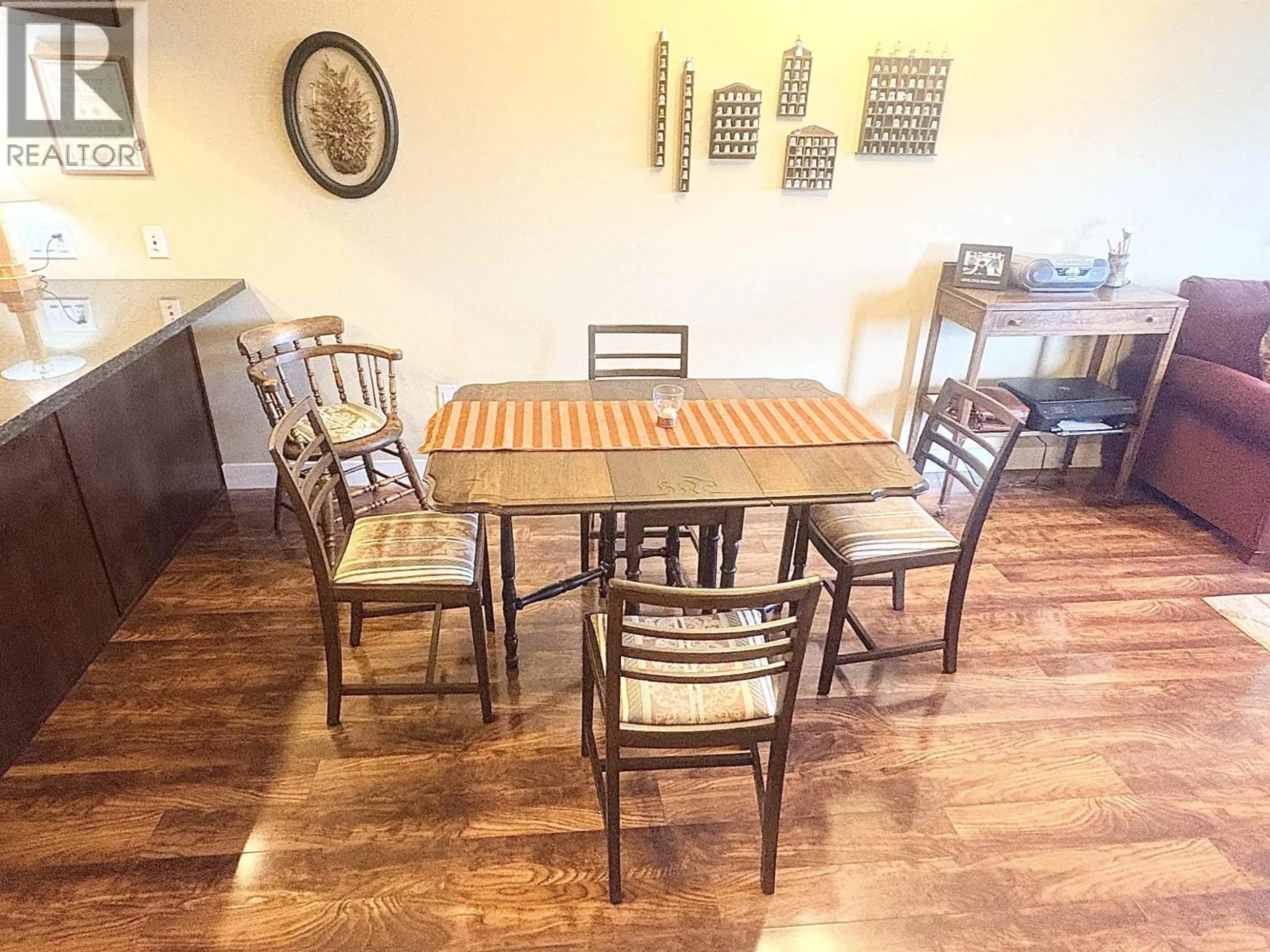 Dining room, wood/laminate floor for 312 - 11887 BURNETT STREET, Maple Ridge British Columbia V2X6P6