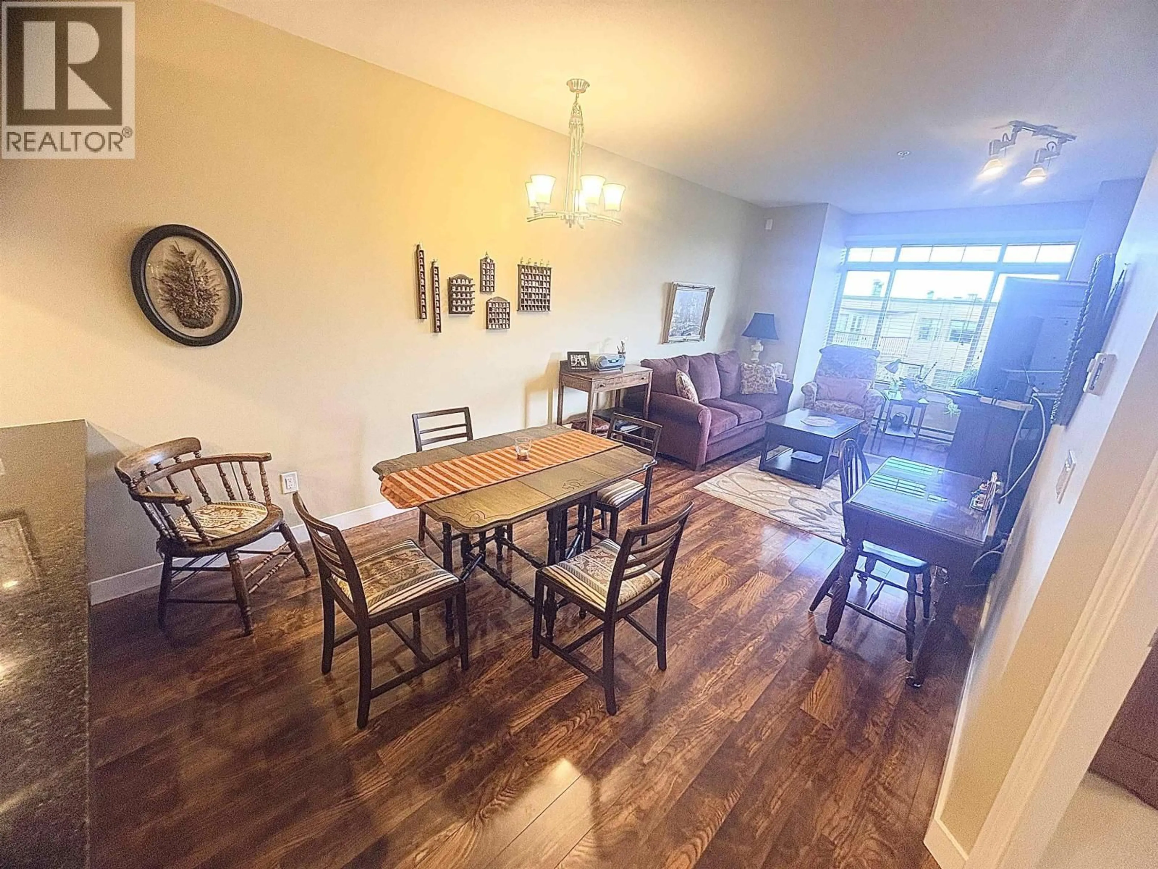 Dining room, wood/laminate floor for 312 - 11887 BURNETT STREET, Maple Ridge British Columbia V2X6P6