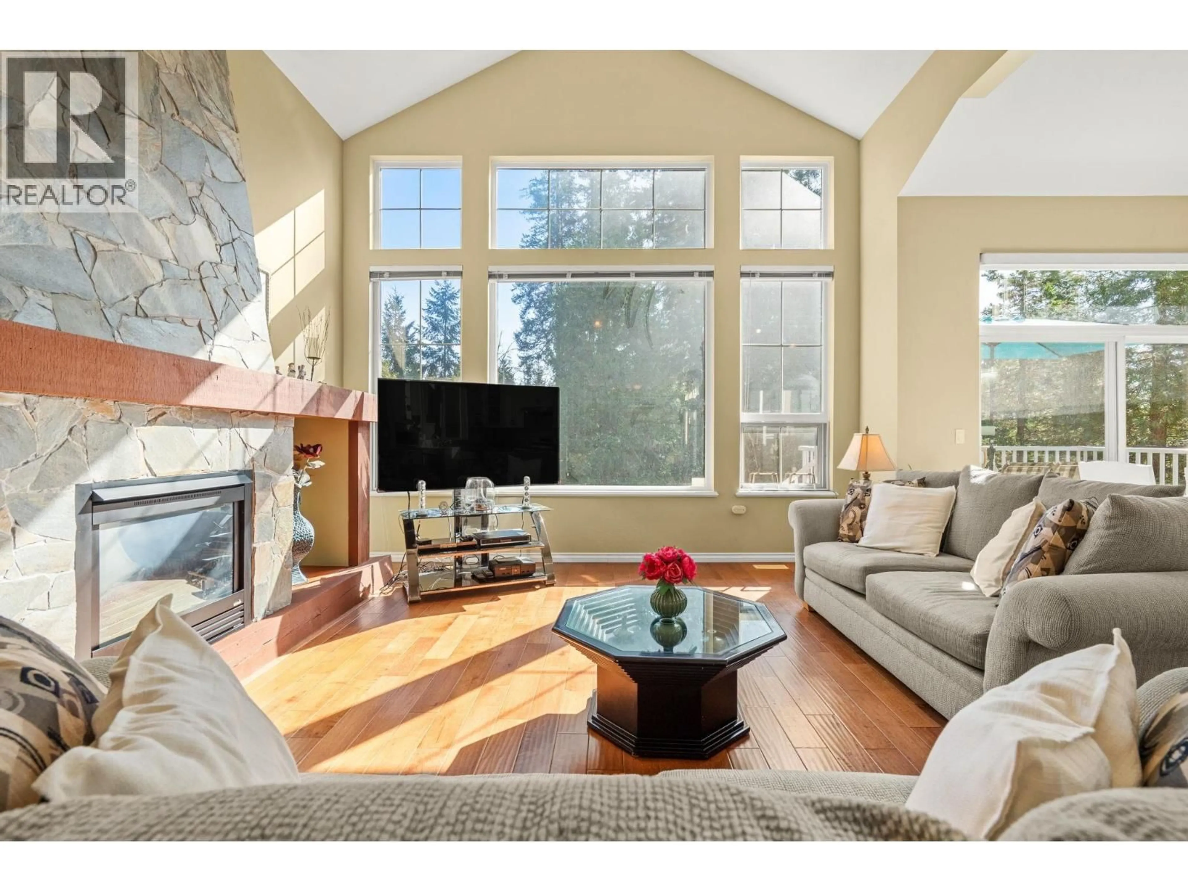 Living room with furniture, unknown for 10 ASHWOOD DRIVE, Port Moody British Columbia V3H5H2
