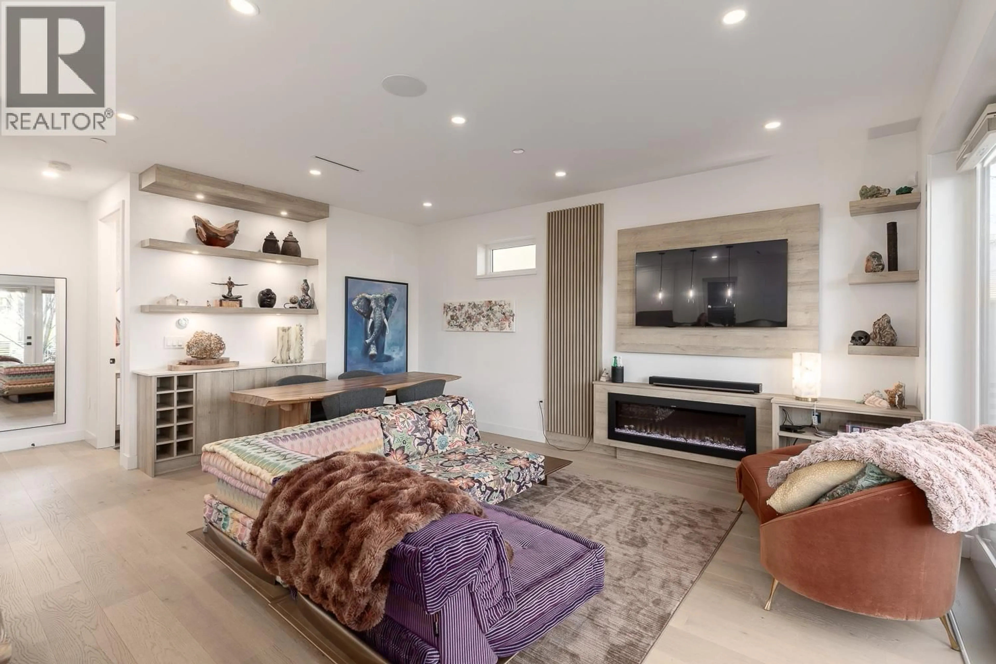 Living room with furniture, unknown for 4372 13TH AVENUE, Vancouver British Columbia V6R2T9