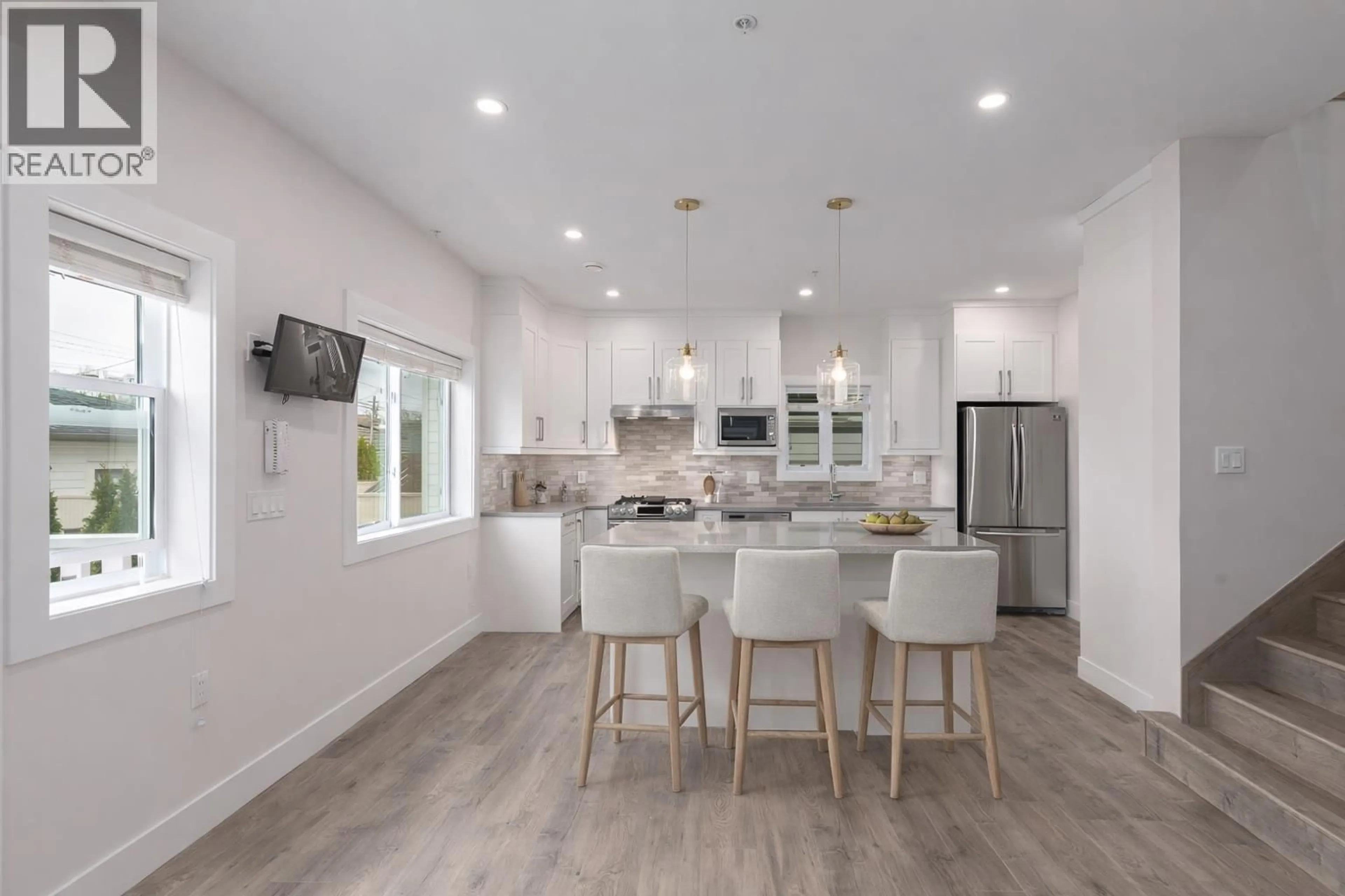 Open concept kitchen, ceramic/tile floor for 2255 35TH AVENUE, Vancouver British Columbia V5P1C1