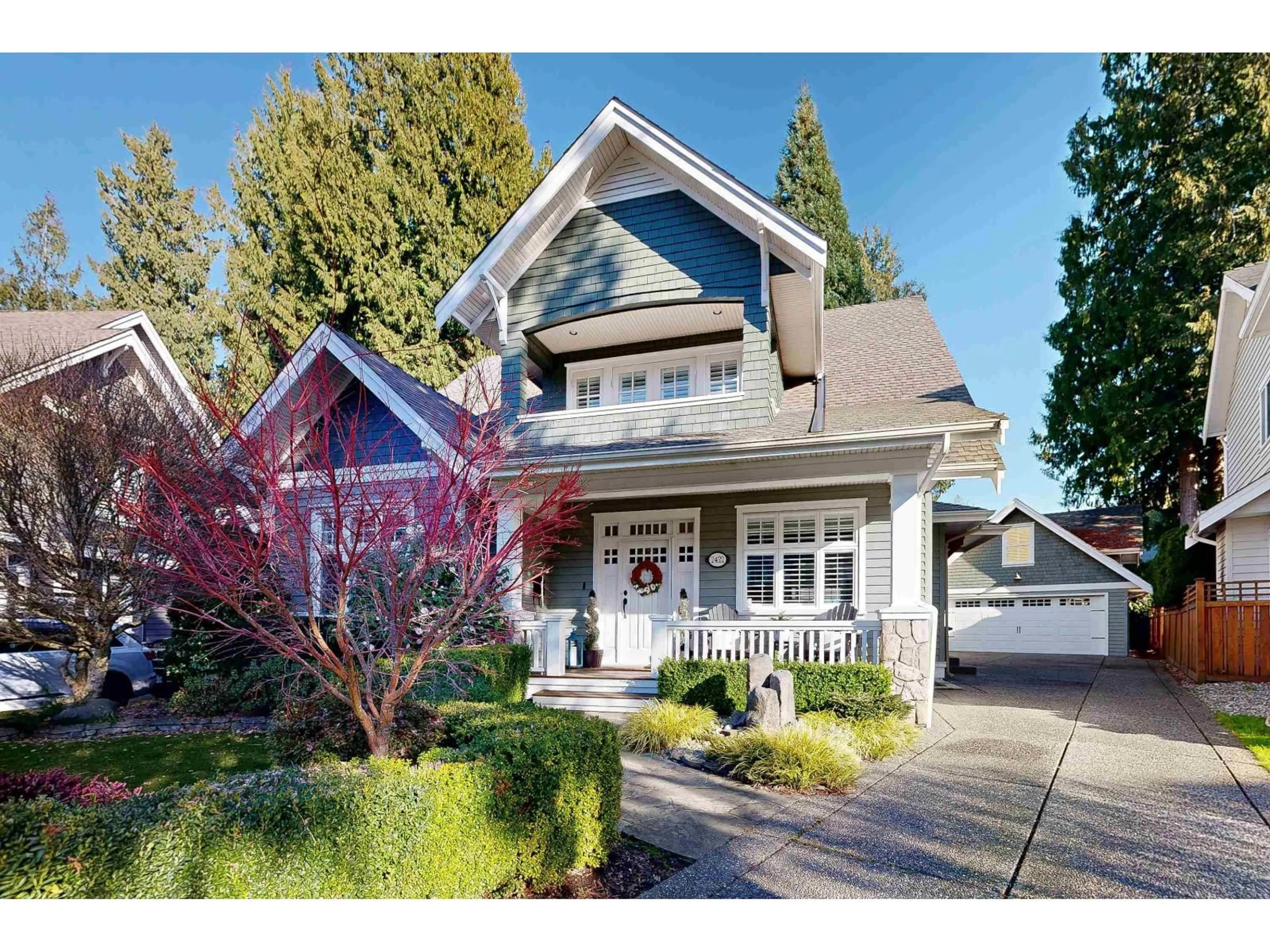 Home with vinyl exterior material, street for 2422 125 STREET, Surrey British Columbia V4A9Y3