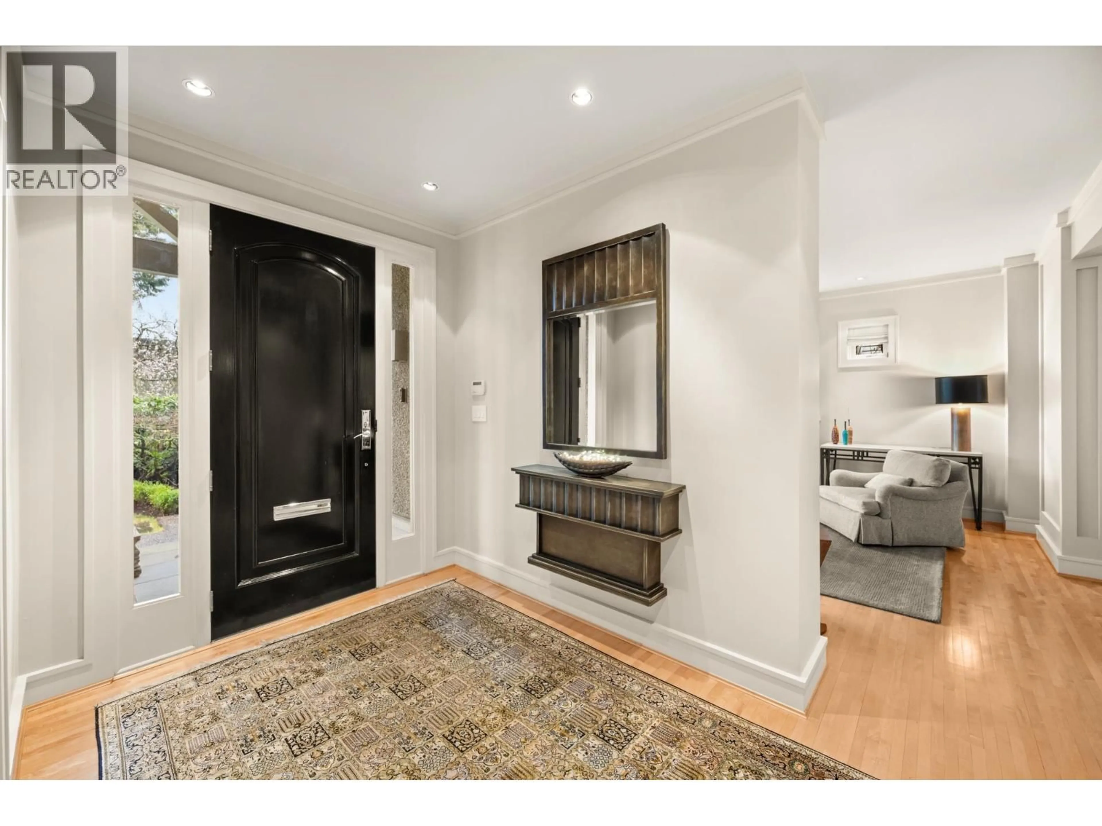 Indoor entryway for 2722 31ST AVENUE, Vancouver British Columbia V6L2A1