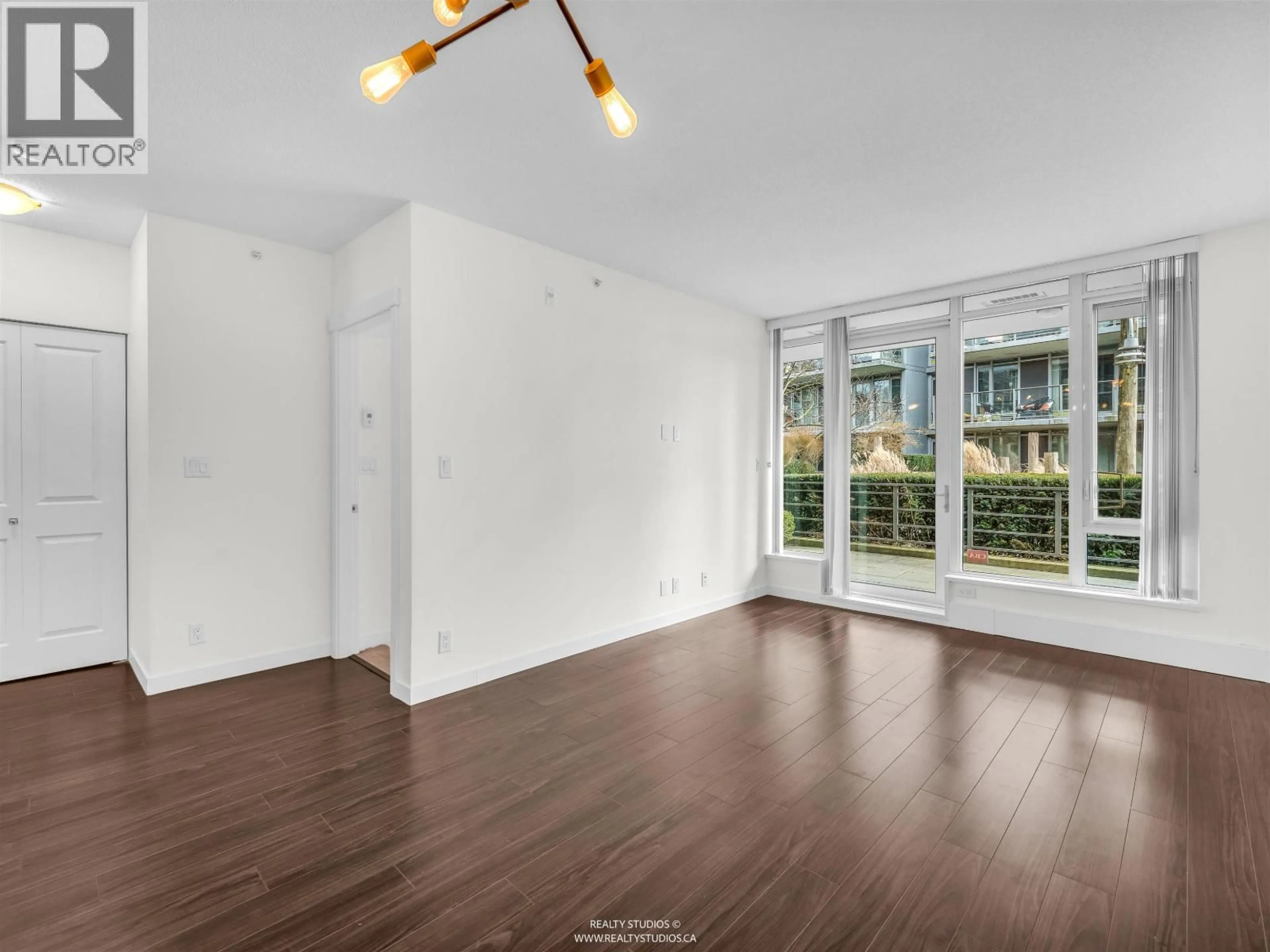 A pic of a room for 106 - 3162 RIVERWALK AVENUE, Vancouver British Columbia V5S0B7
