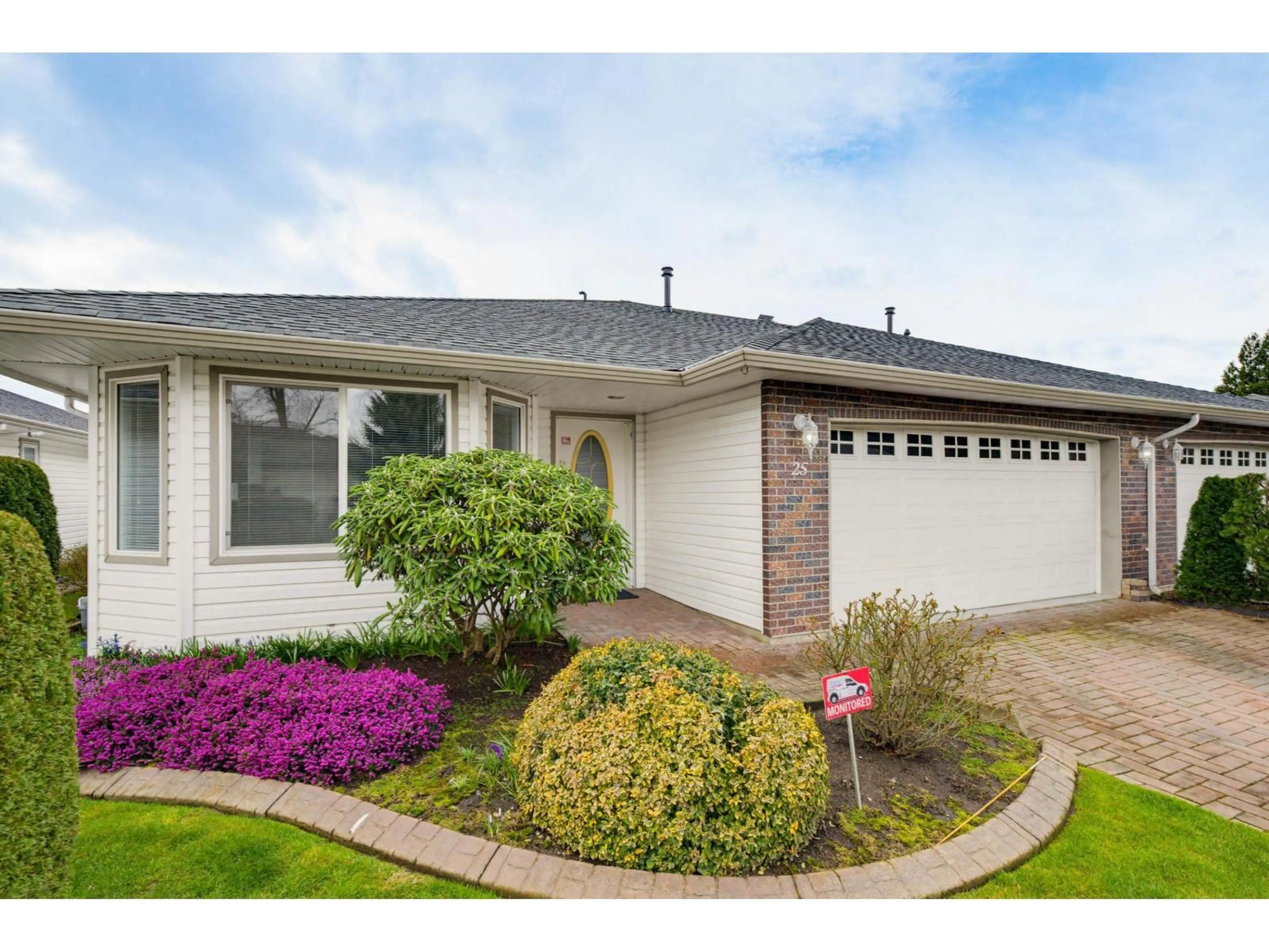 Home with vinyl exterior material, street for 25 - 7600 CHILLIWACK RIVER ROAD, Chilliwack British Columbia V2R3Z6