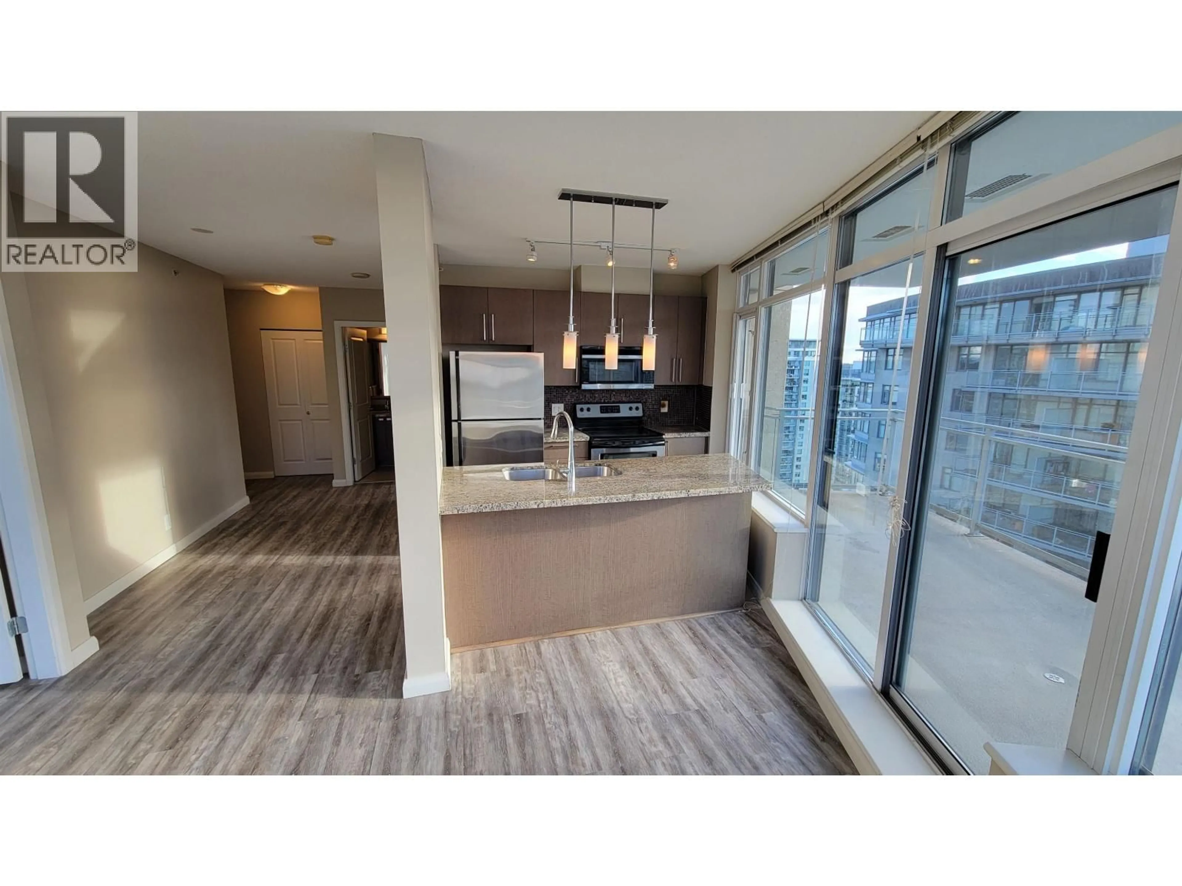 Open concept kitchen, unknown for 3508 - 888 CARNARVON STREET, New Westminster British Columbia V3M0C6