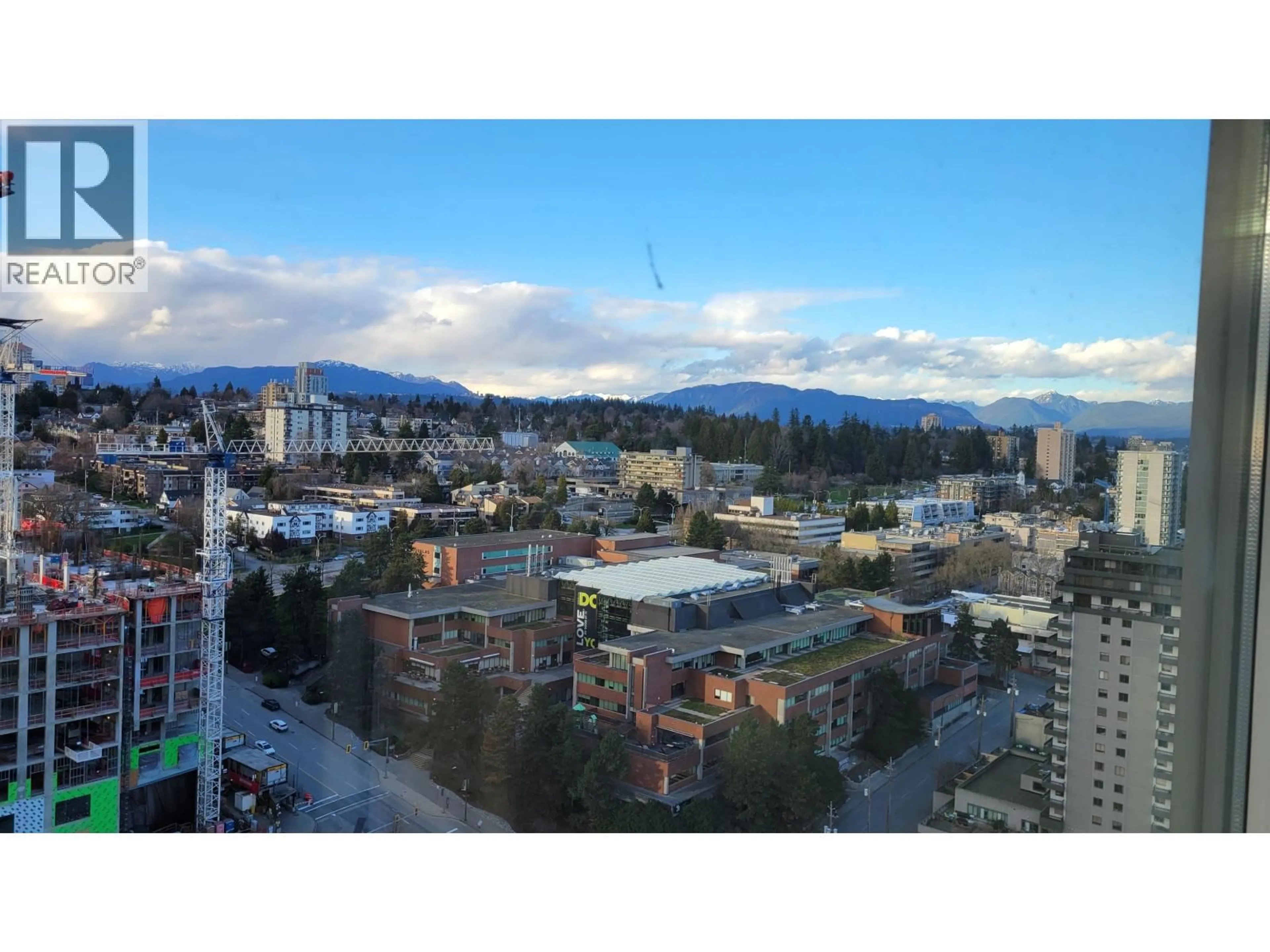 A pic from outside/outdoor area/front of a property/back of a property/a pic from drone, city buildings view from balcony for 3508 - 888 CARNARVON STREET, New Westminster British Columbia V3M0C6
