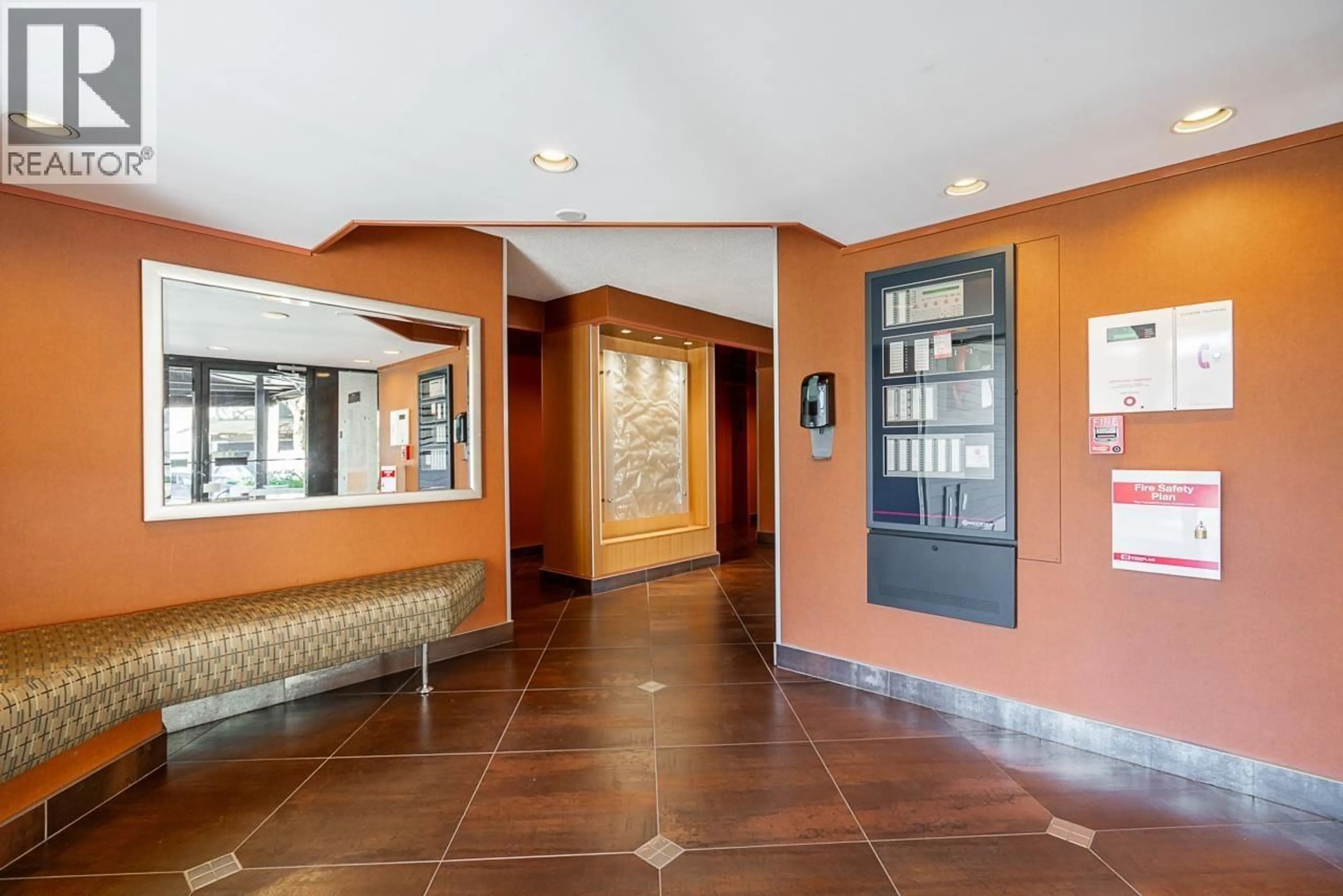 Lobby for 204 - 1740 COMOX STREET, Vancouver British Columbia V6G2Z1