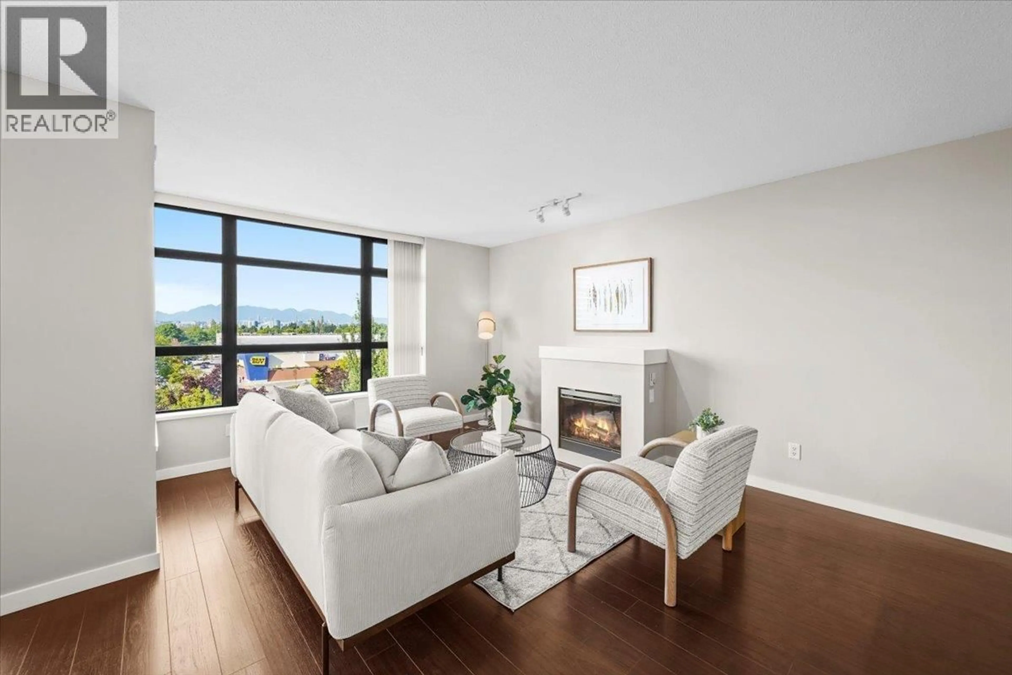 Living room with furniture, unknown for 602 - 8120 LANSDOWNE ROAD, Richmond British Columbia V6X0A1