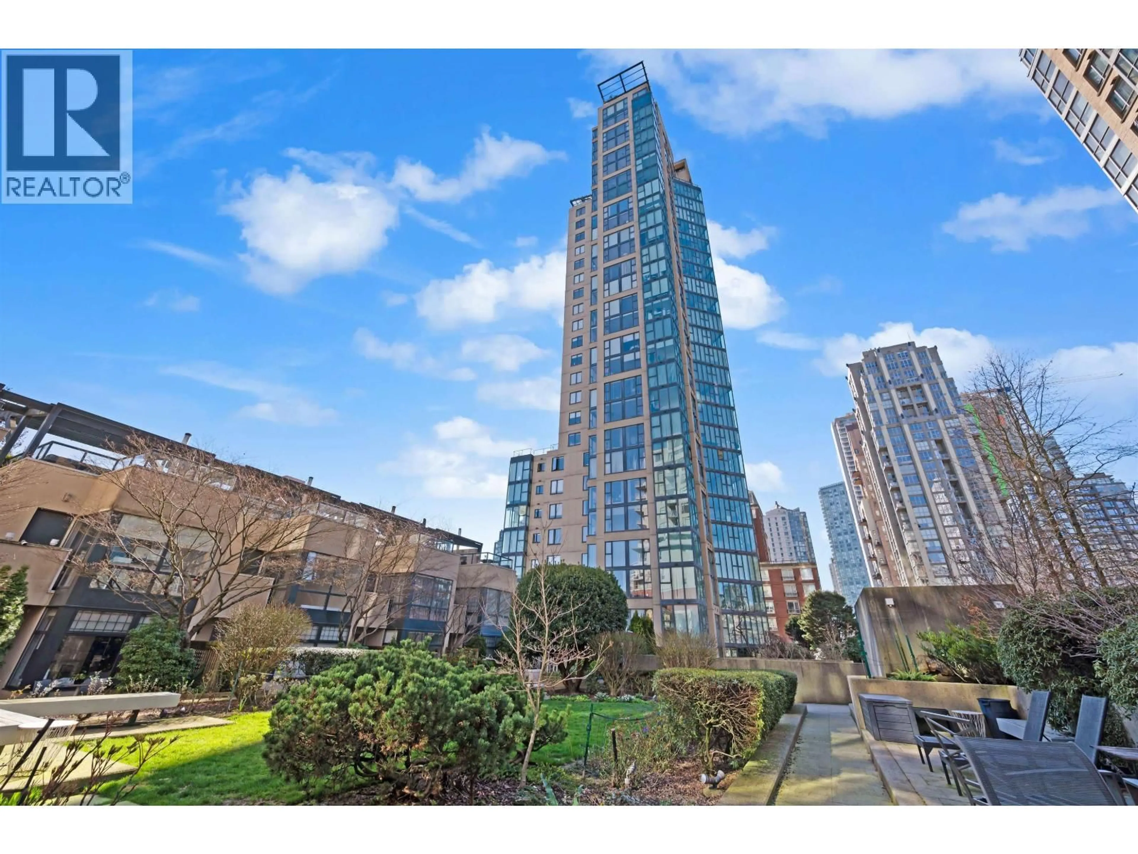 A pic from outside/outdoor area/front of a property/back of a property/a pic from drone, city buildings view from balcony for 1403 - 1155 HOMER STREET, Vancouver British Columbia V6B5T5