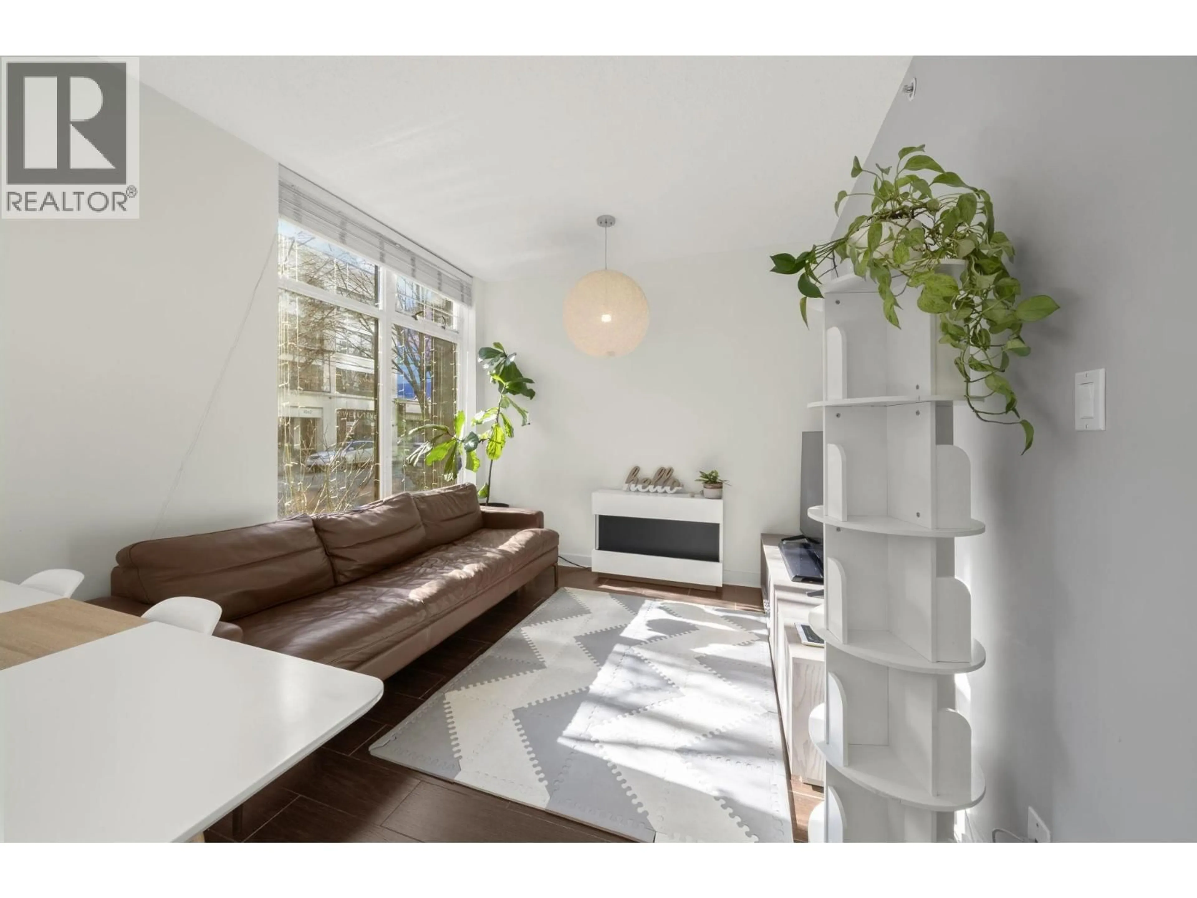 Living room with furniture, unknown for 1053 HOMER STREET, Vancouver British Columbia V6B2X5