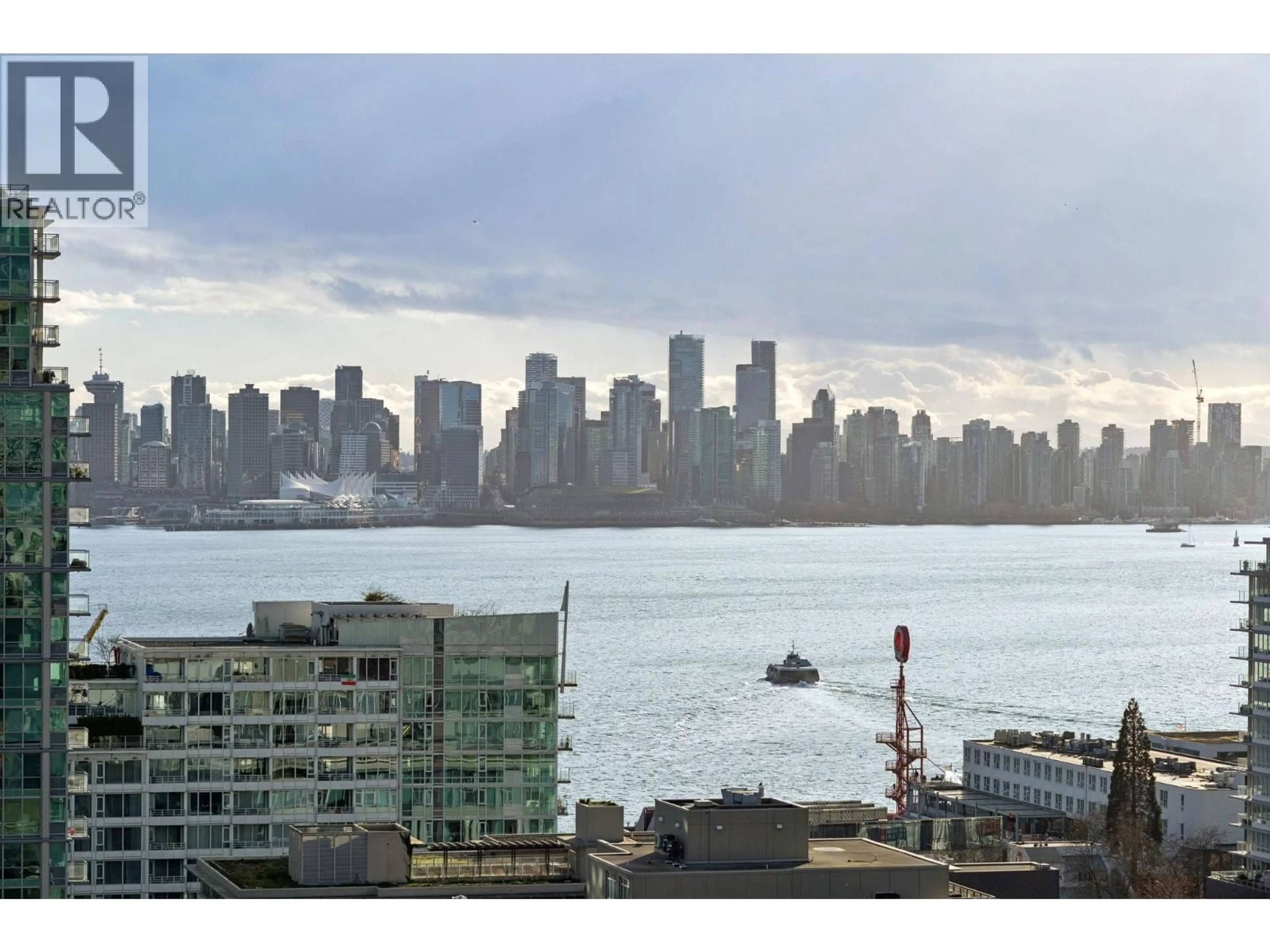 Blurry image for 602 - 131 3RD STREET, North Vancouver British Columbia V7L0E3