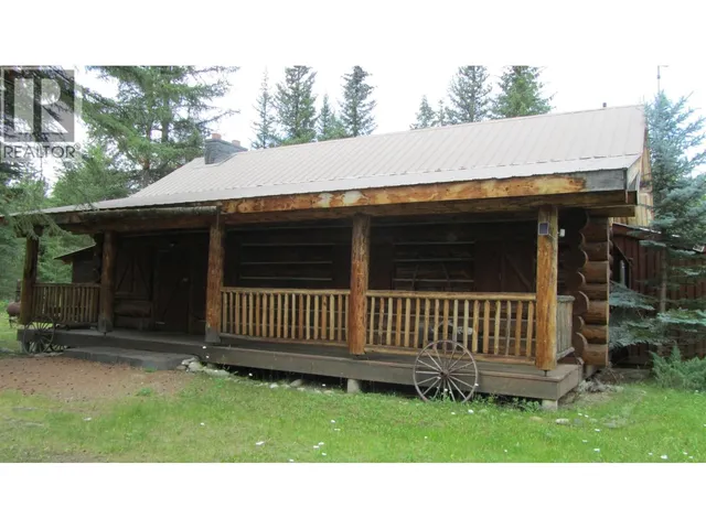 1500 HUTCHISON ROAD, 70 Mile House 4