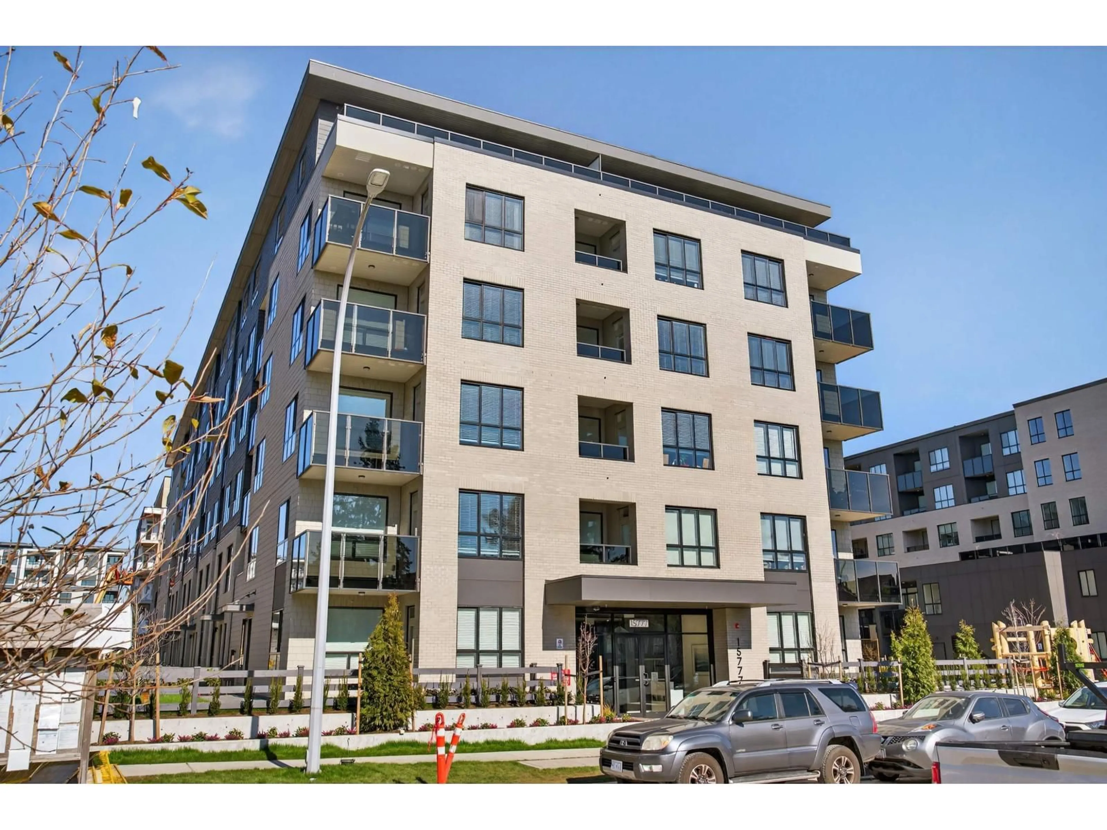 Unknown for B3-407 - 15777 85 AVENUE, Surrey British Columbia V3R1N9