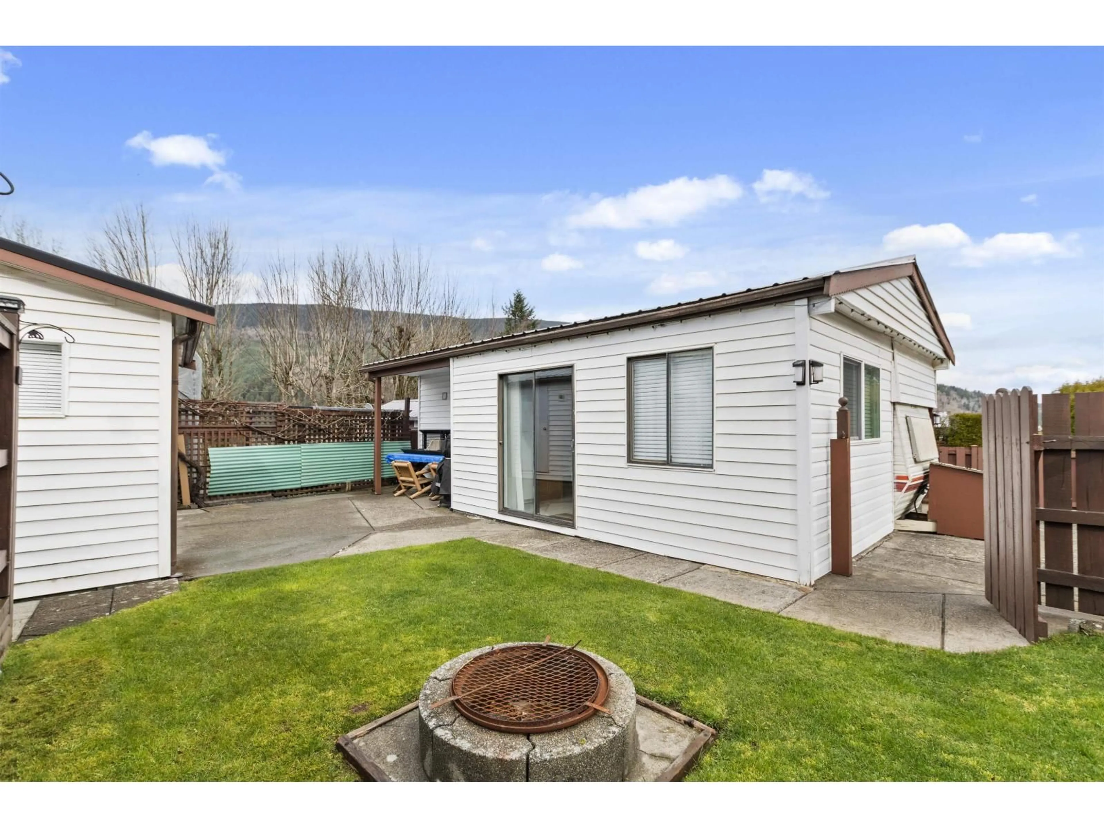 Shed for 79 - 1436 FROST ROAD, Chilliwack British Columbia V2R4X8