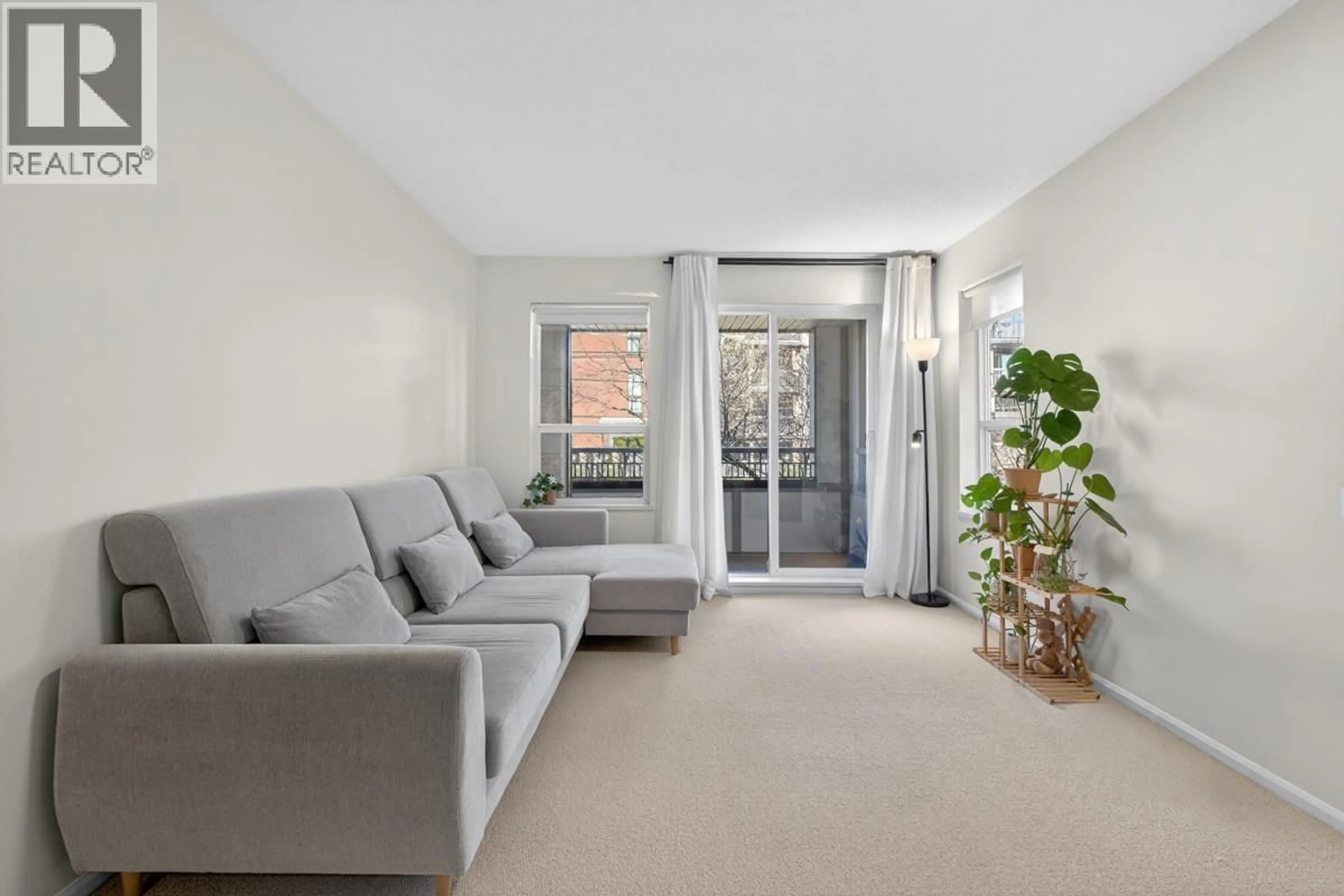 Living room with furniture, unknown for 220 - 9200 FERNDALE ROAD, Richmond British Columbia V6Y4L2