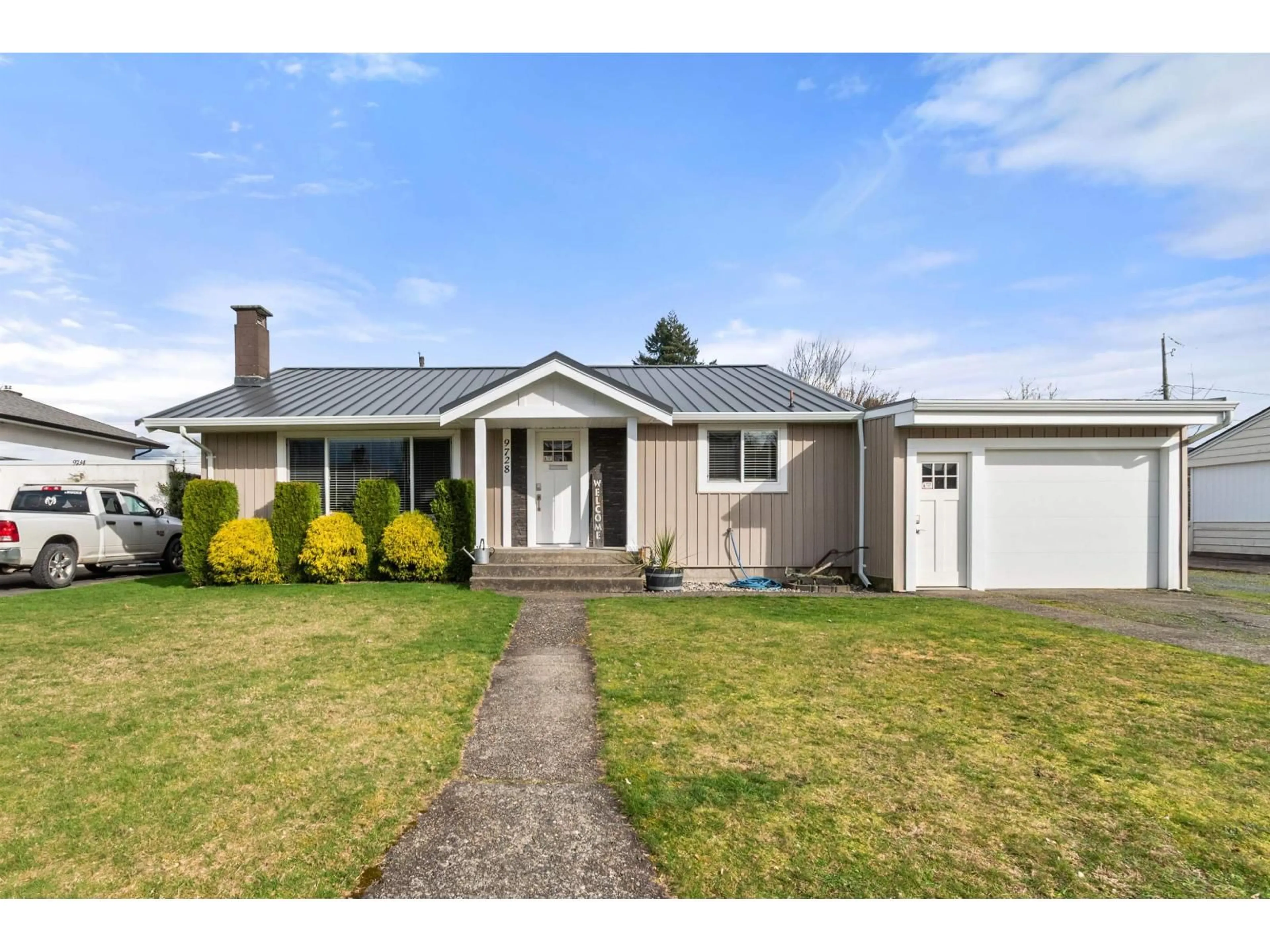 Home with vinyl exterior material, street for 9728 HEATHER STREET, Chilliwack British Columbia V2P5M6
