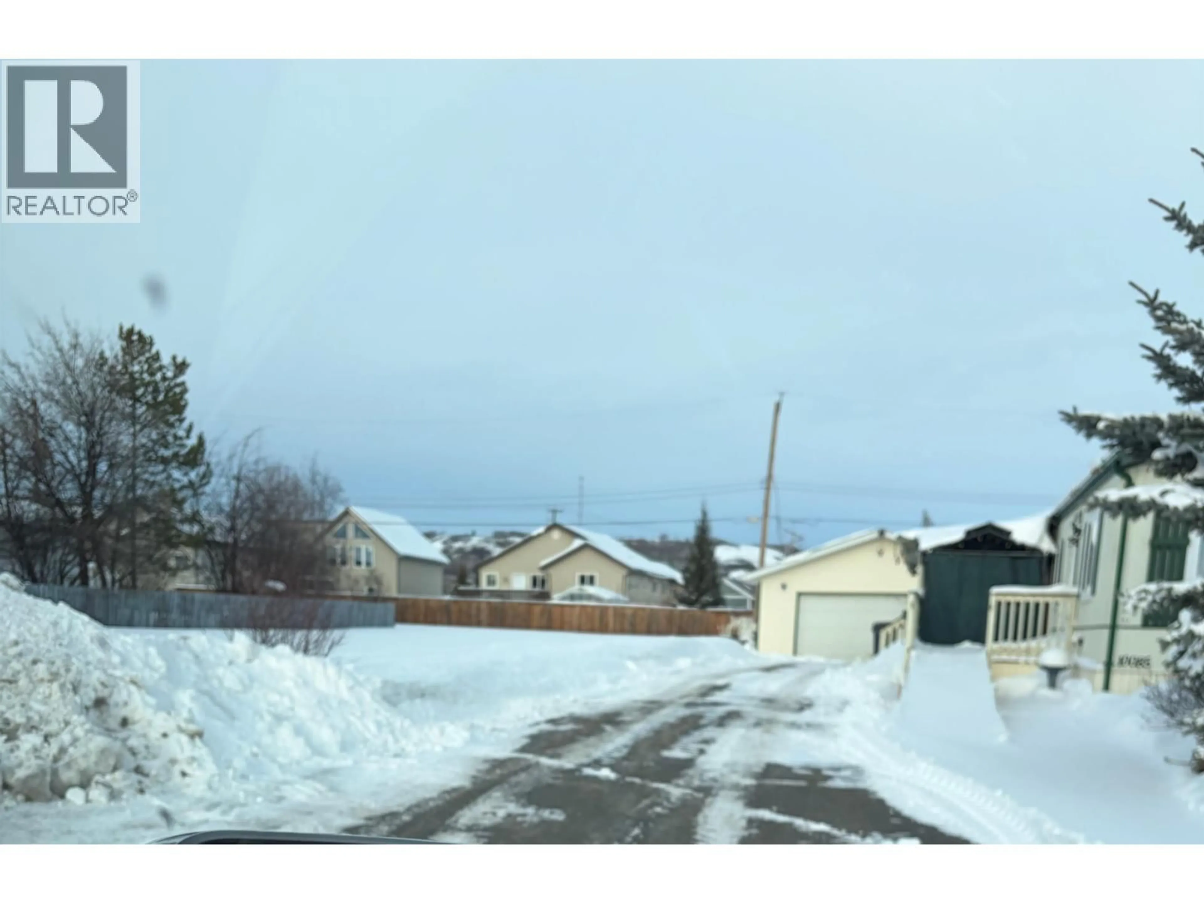 Blurry image for 10085 98 STREET, Taylor British Columbia V0C2K0