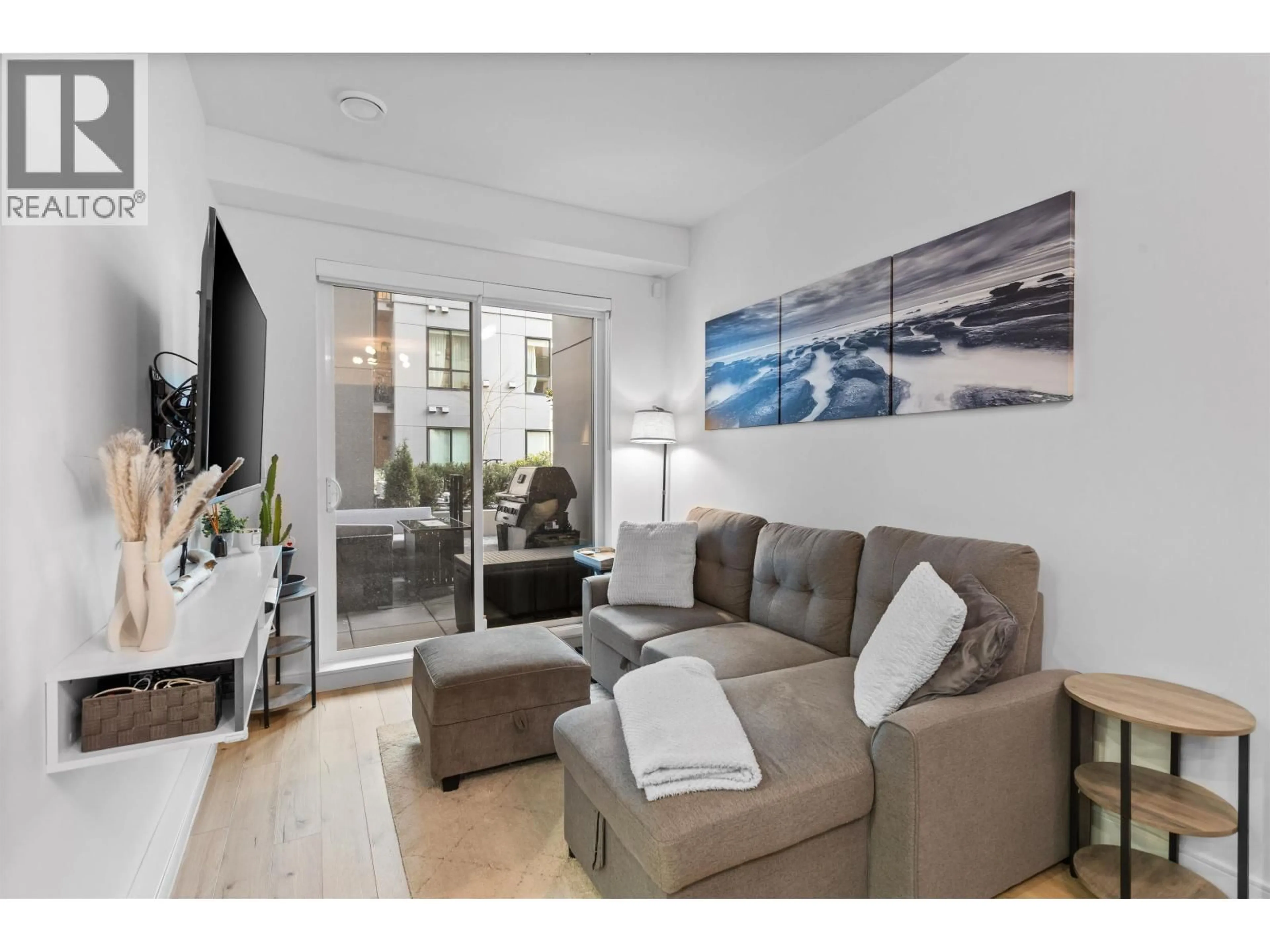 Living room with furniture, unknown for 108 - 55 KLAHANIE DRIVE, Port Moody British Columbia V3H2R8