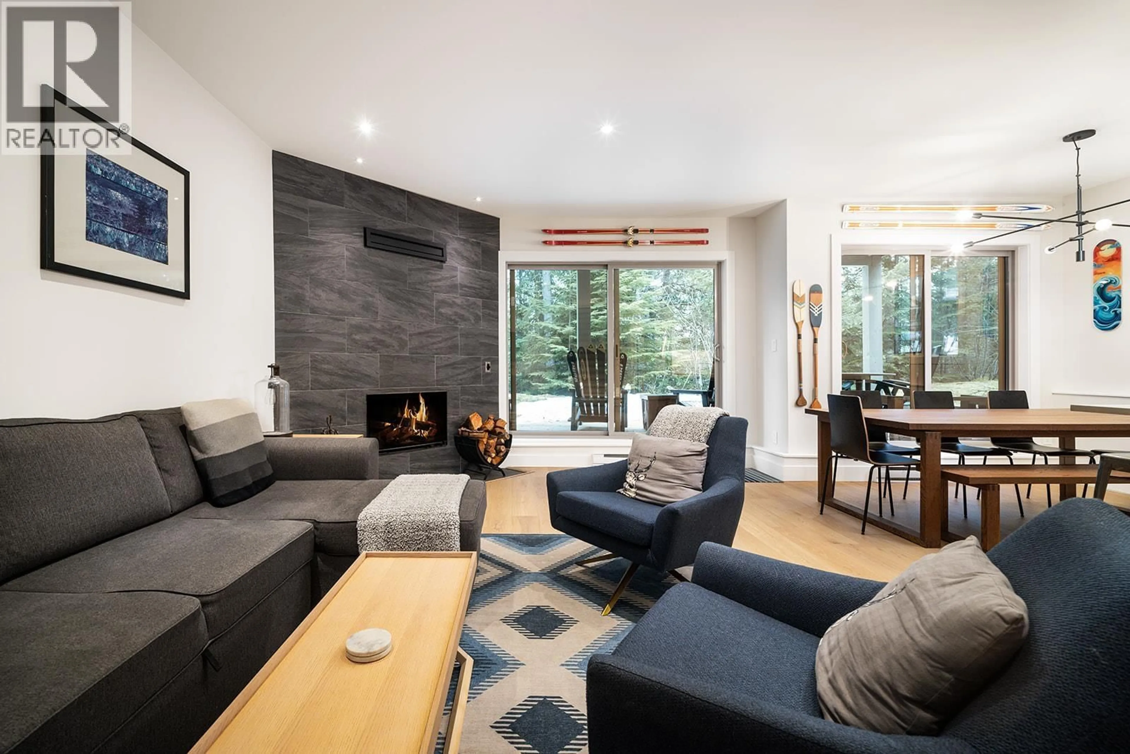 Living room with furniture, unknown for 3114 ST MORITZ CRESCENT, Whistler British Columbia V8E0V8