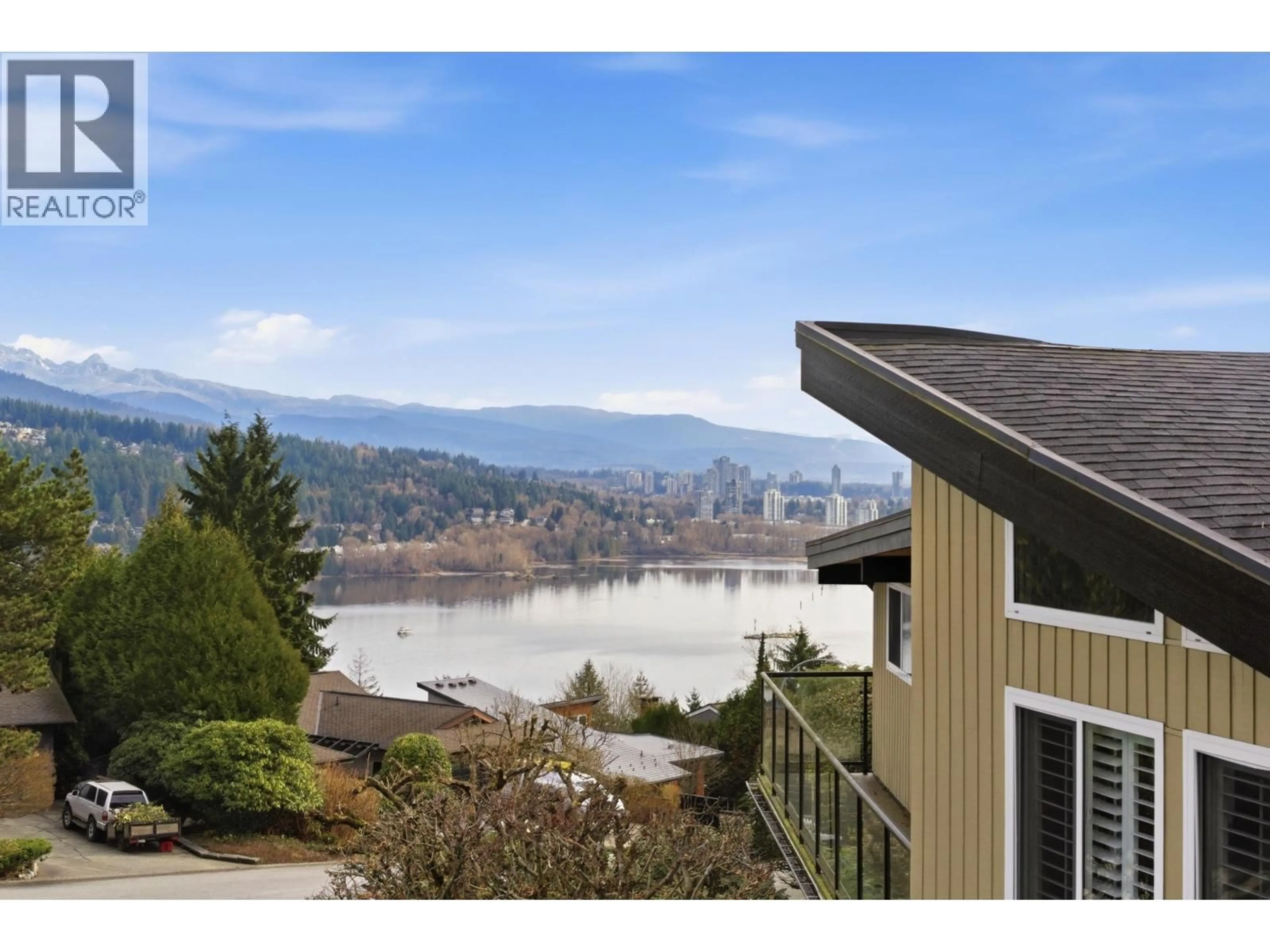 Patio, water/lake/river/ocean view for 526 YALE ROAD, Port Moody British Columbia V3H3K3