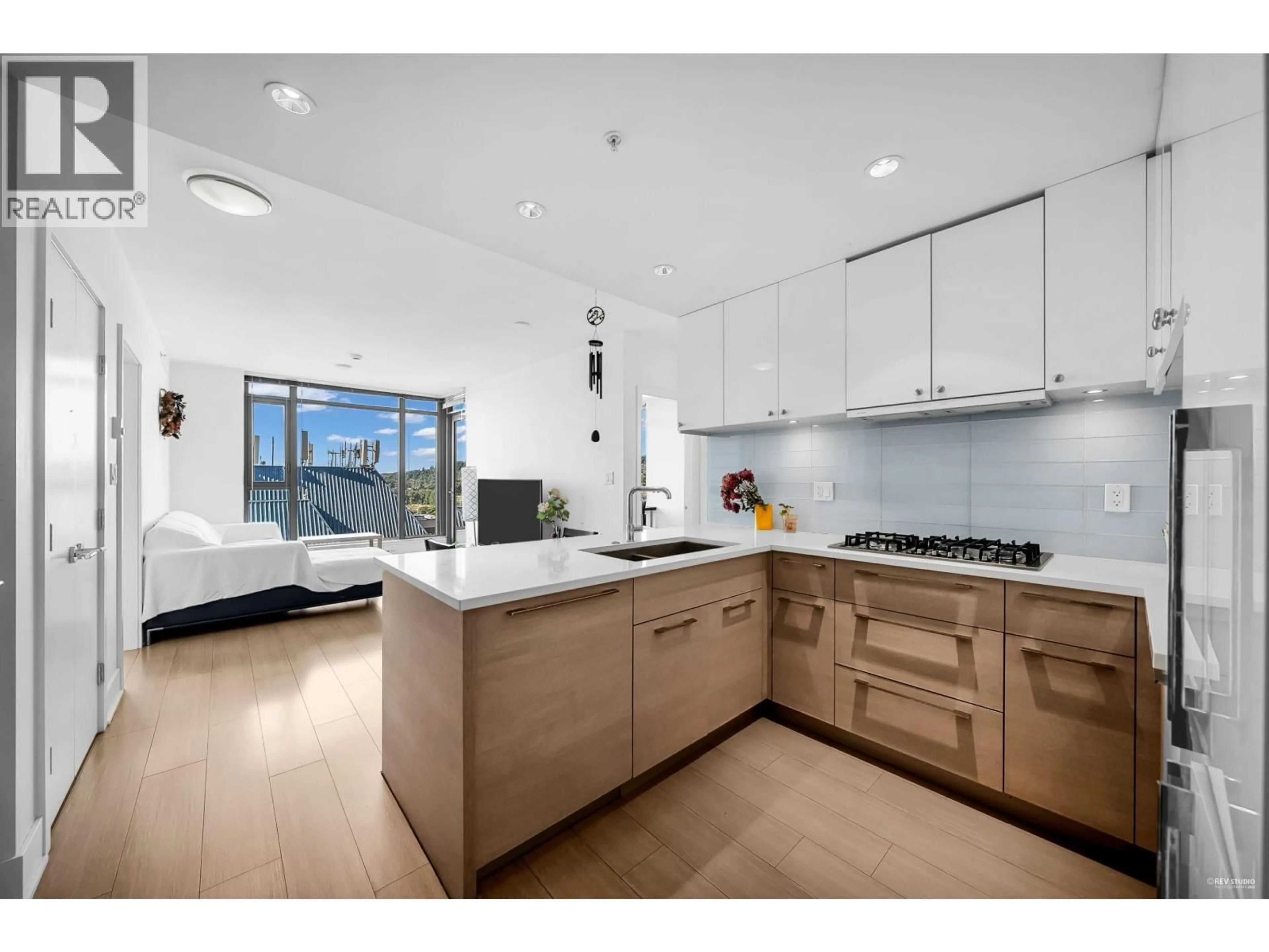 Open concept kitchen, unknown for 1801 - 1188 PINETREE WAY, Coquitlam British Columbia V3B0K9