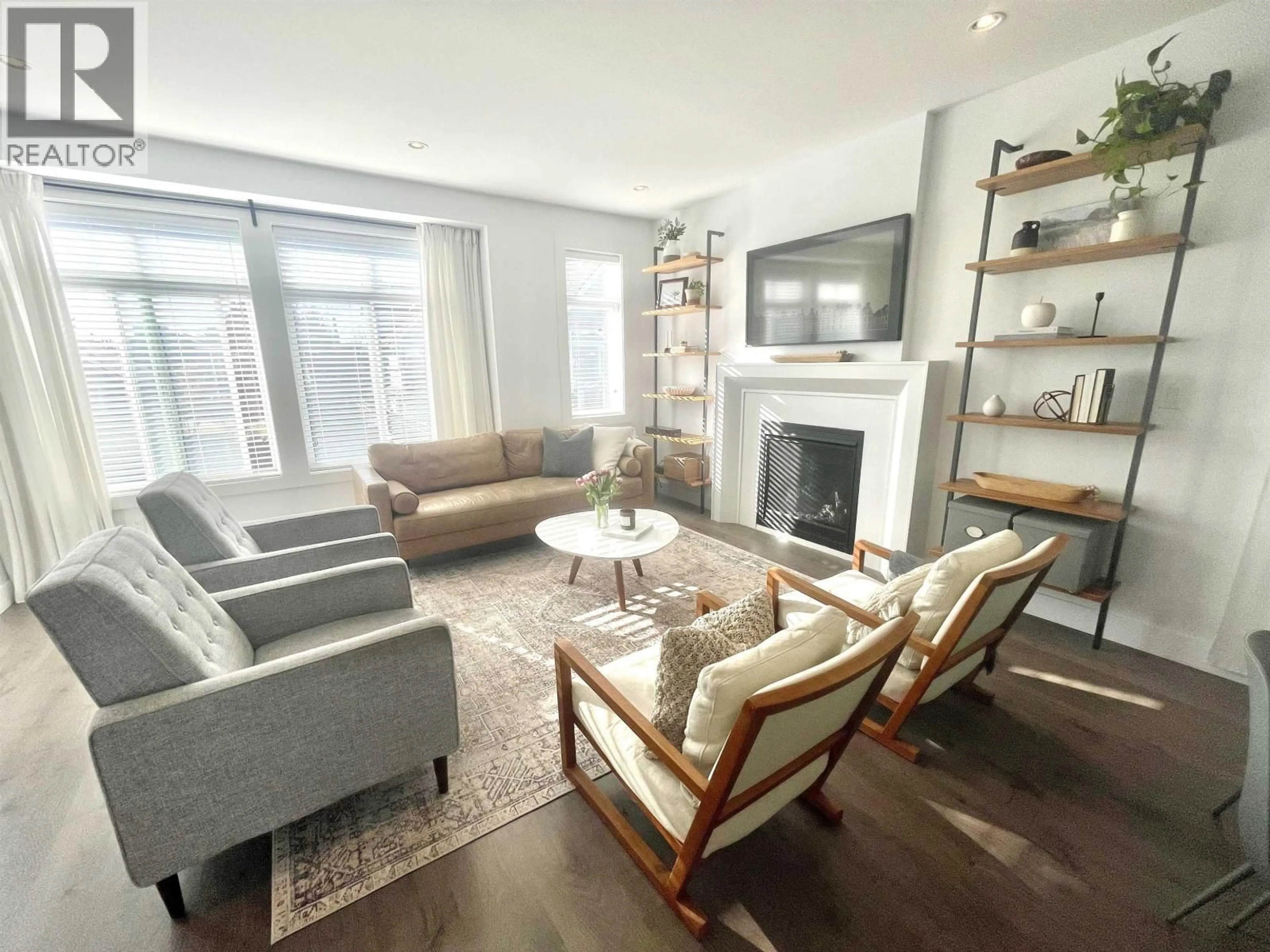 Living room with furniture, unknown for 4851 ELLIS LANE, Delta British Columbia V4K0C5