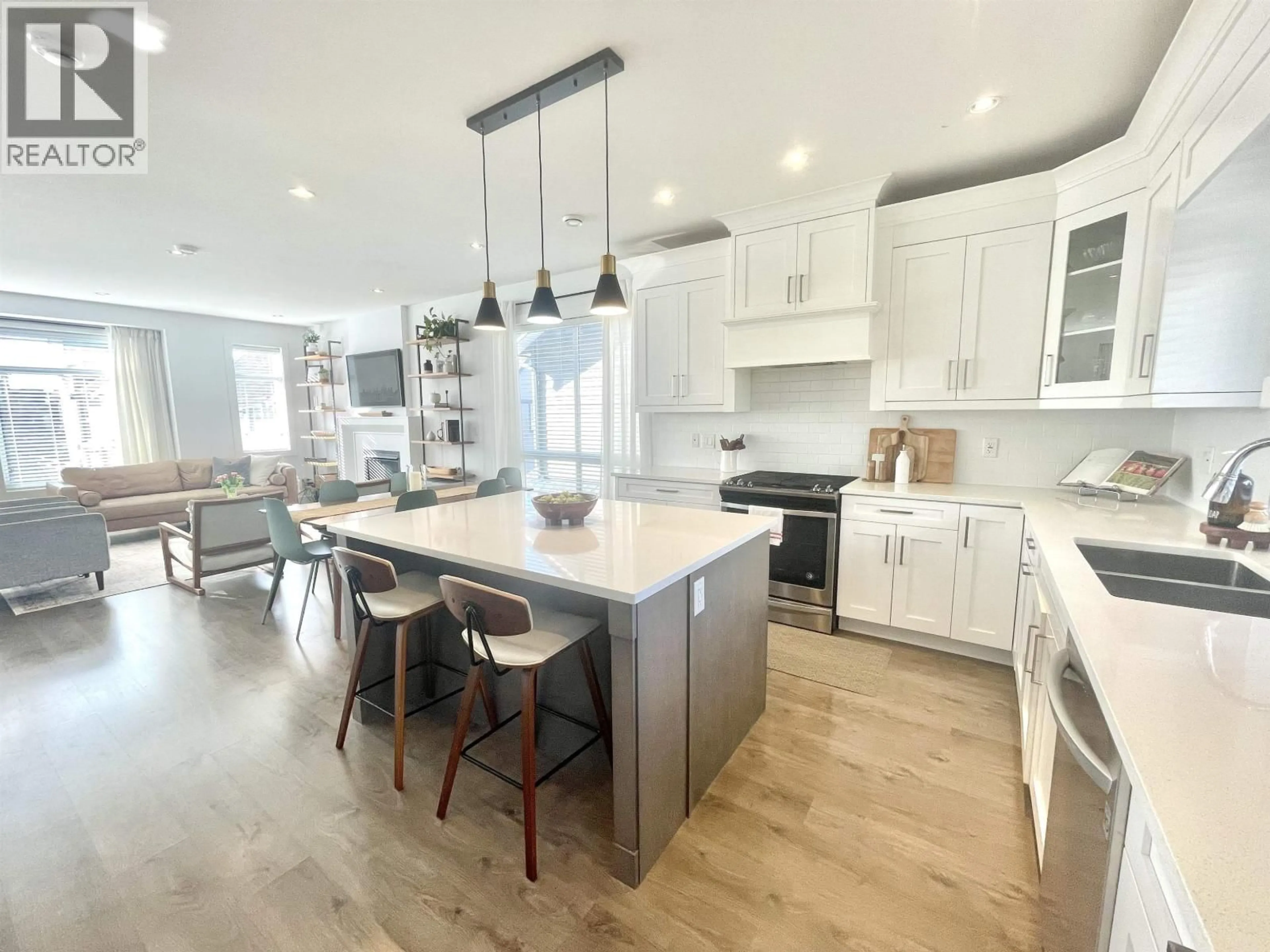 Open concept kitchen, unknown for 4851 ELLIS LANE, Delta British Columbia V4K0C5