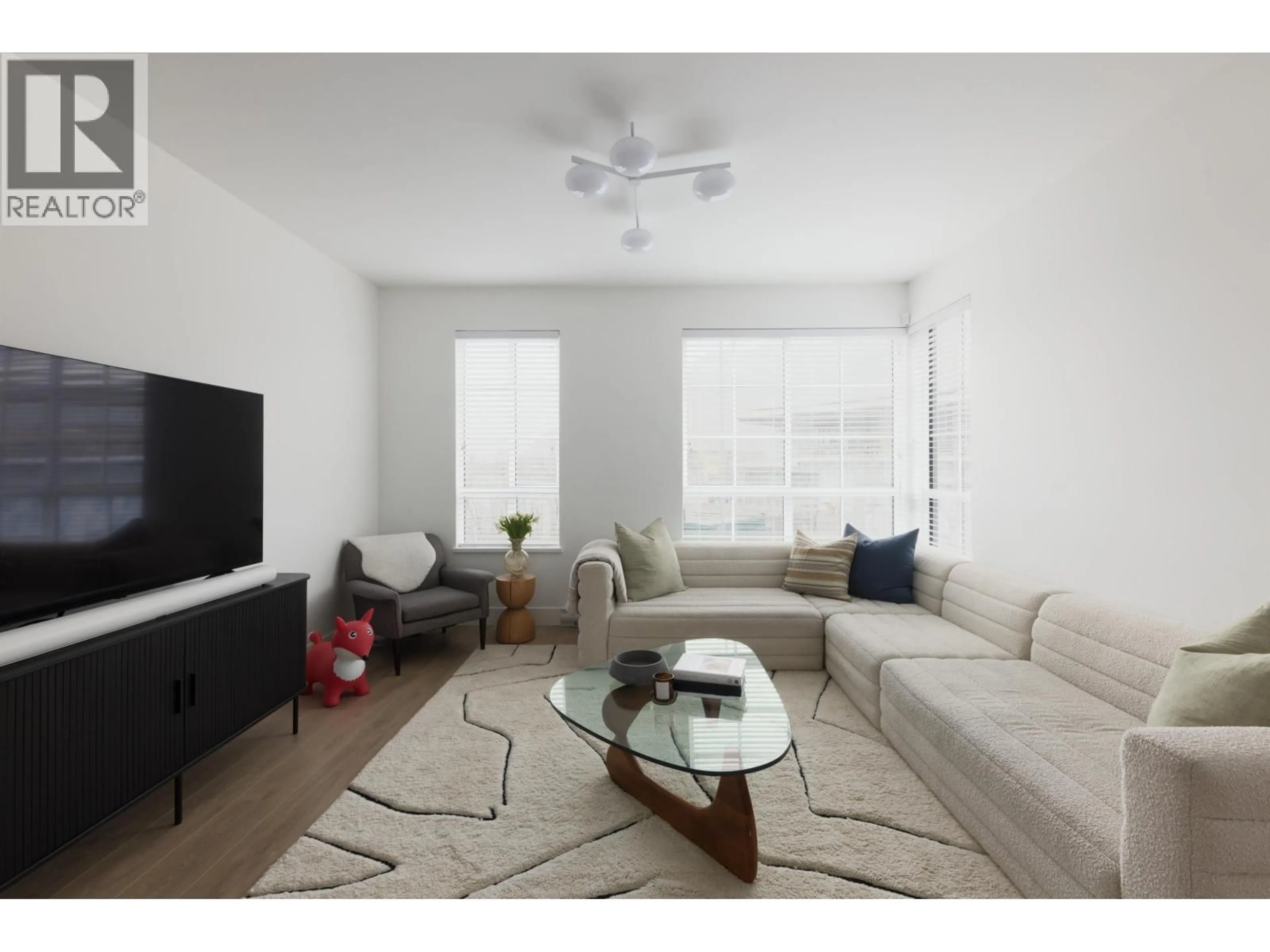 Unknown for 37995 HELM WAY, Squamish British Columbia V8B2A1