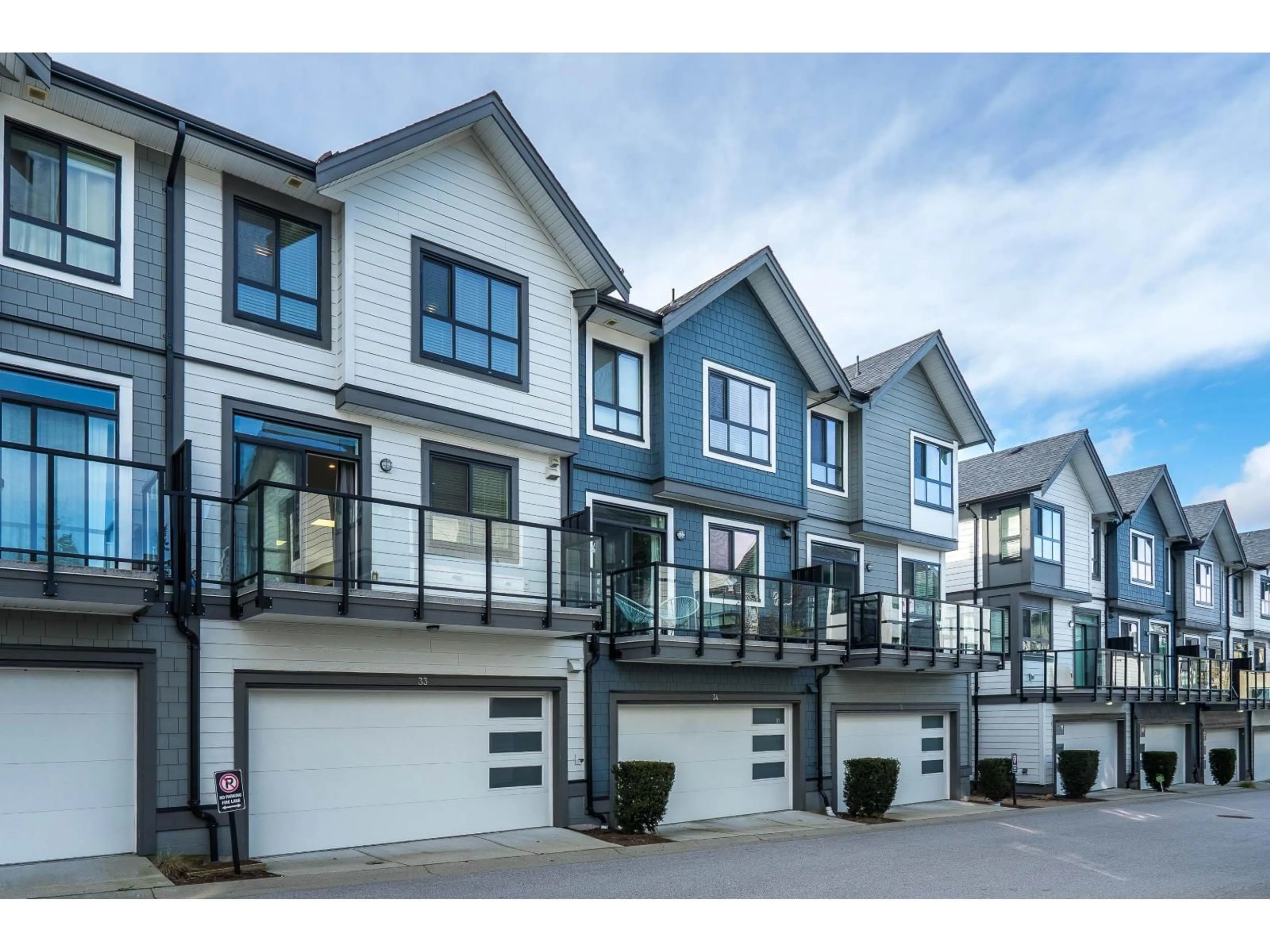 Unknown for 33 - 16760 25 AVENUE, Surrey British Columbia V3Z0W4