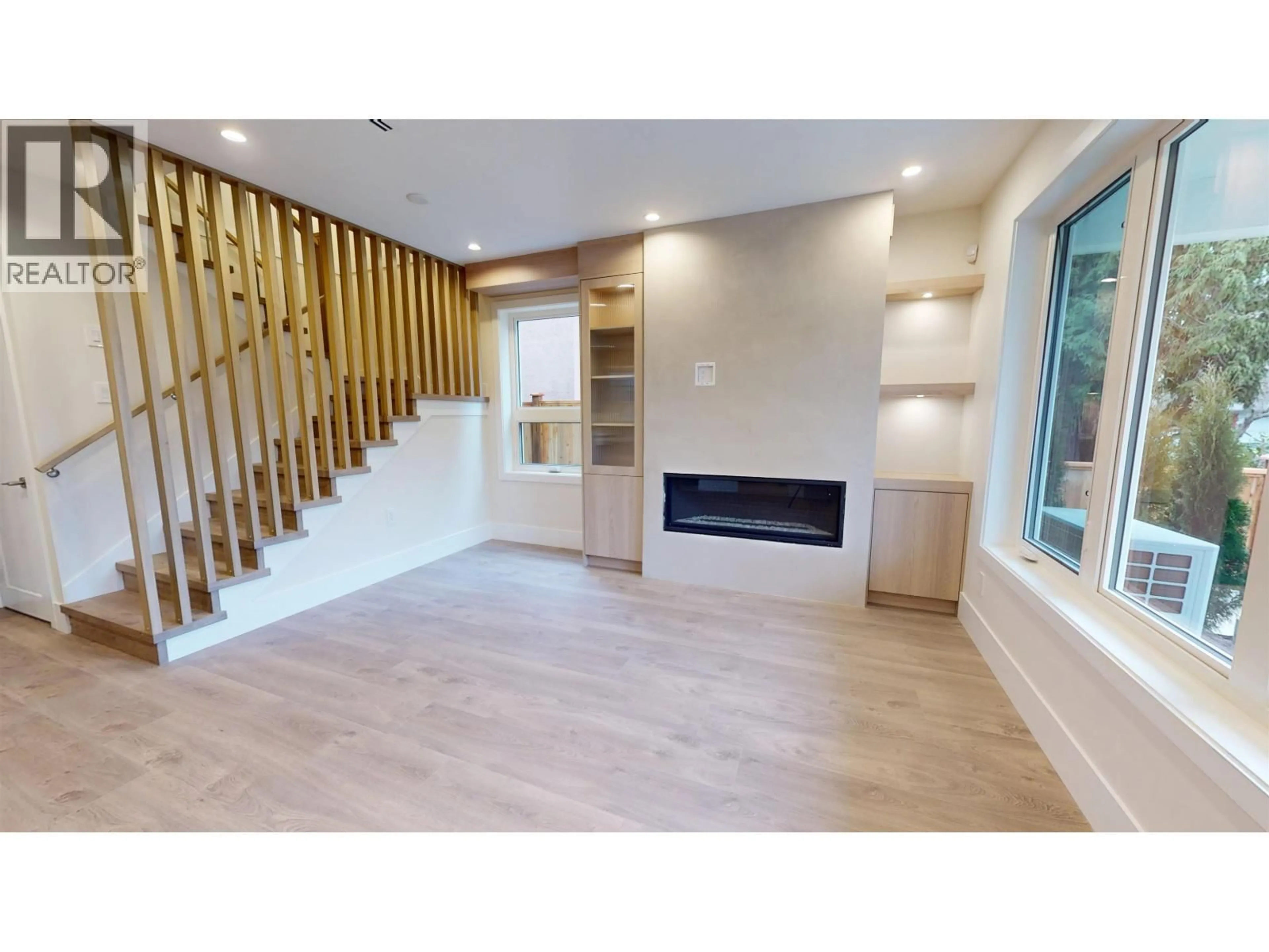 Unknown for 1 - 2528 TURNER STREET, Vancouver British Columbia V5K2E8