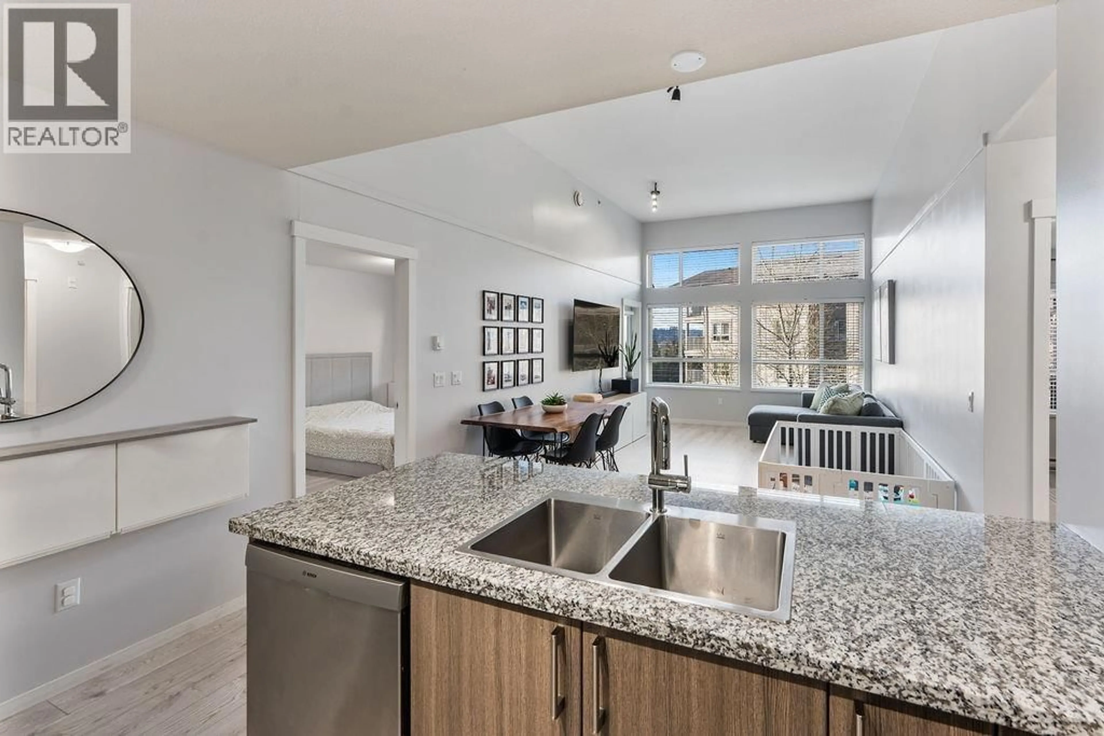 Unknown for 413 - 3156 DAYANEE SPRINGS BOULEVARD, Coquitlam British Columbia V3E0B7