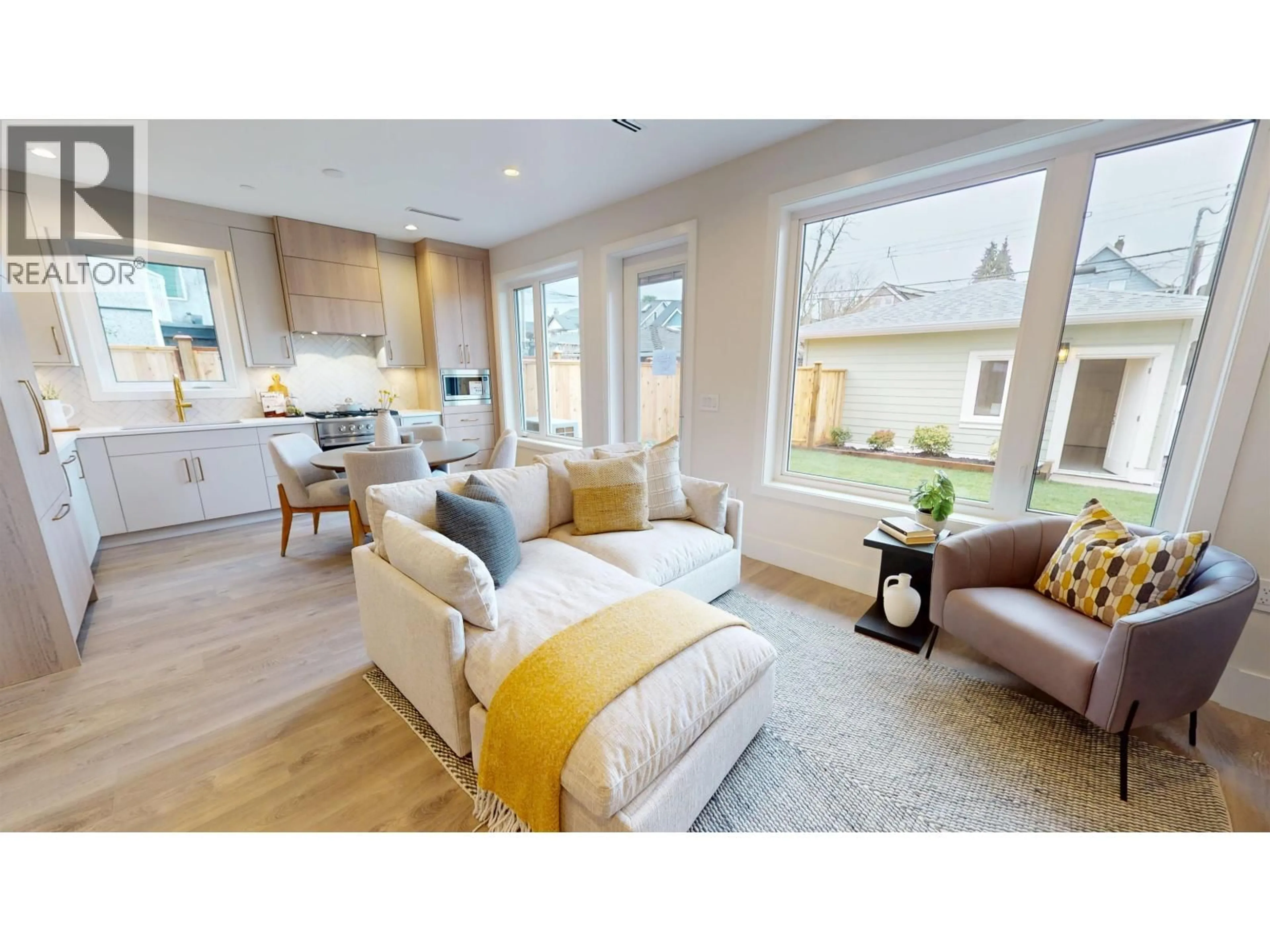 Unknown for 2 - 2528 TURNER STREET, Vancouver British Columbia V5K2E8