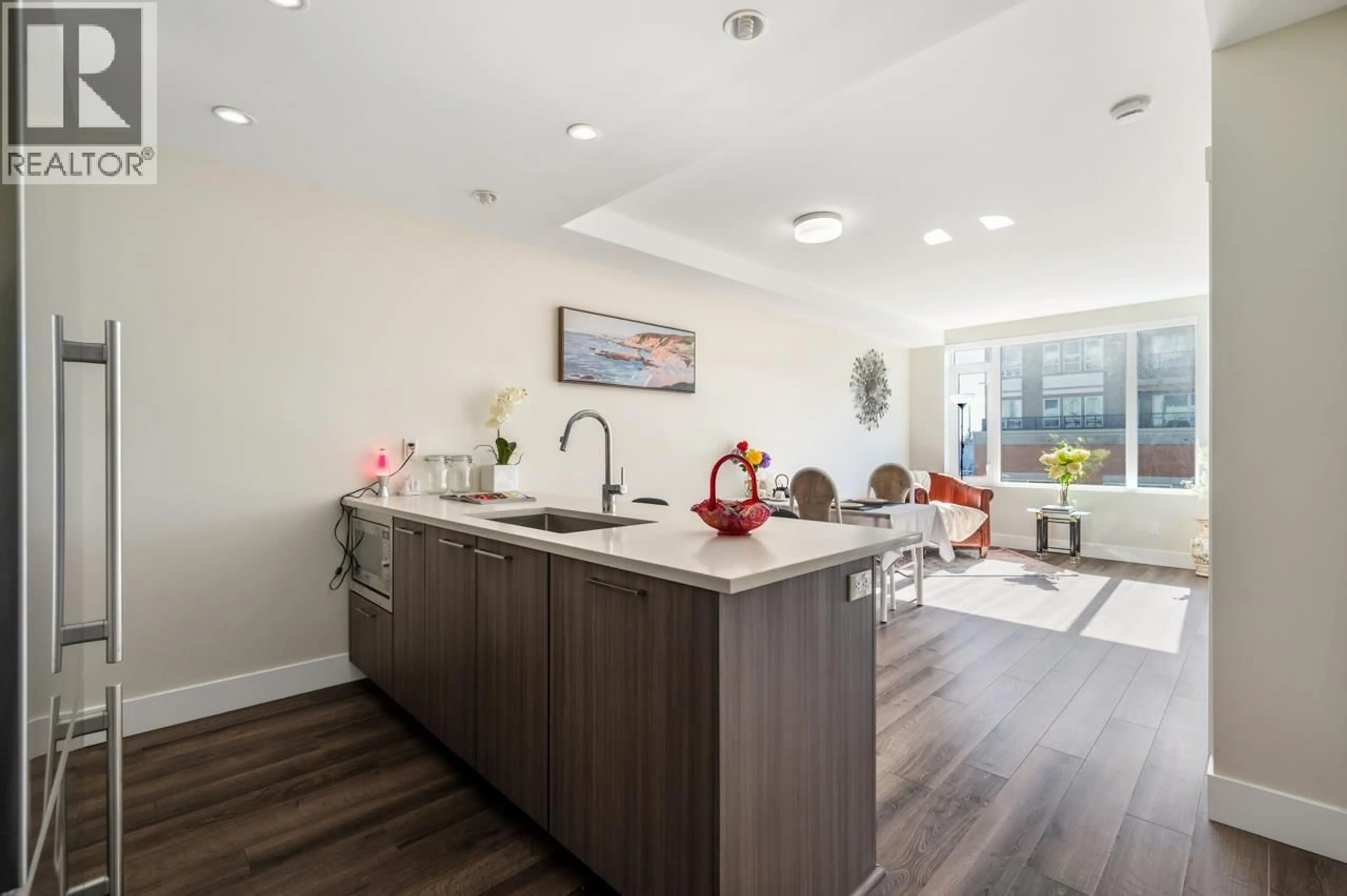 Open concept kitchen, unknown for 318 - 10788 NO. 5 ROAD, Richmond British Columbia V6W0B7