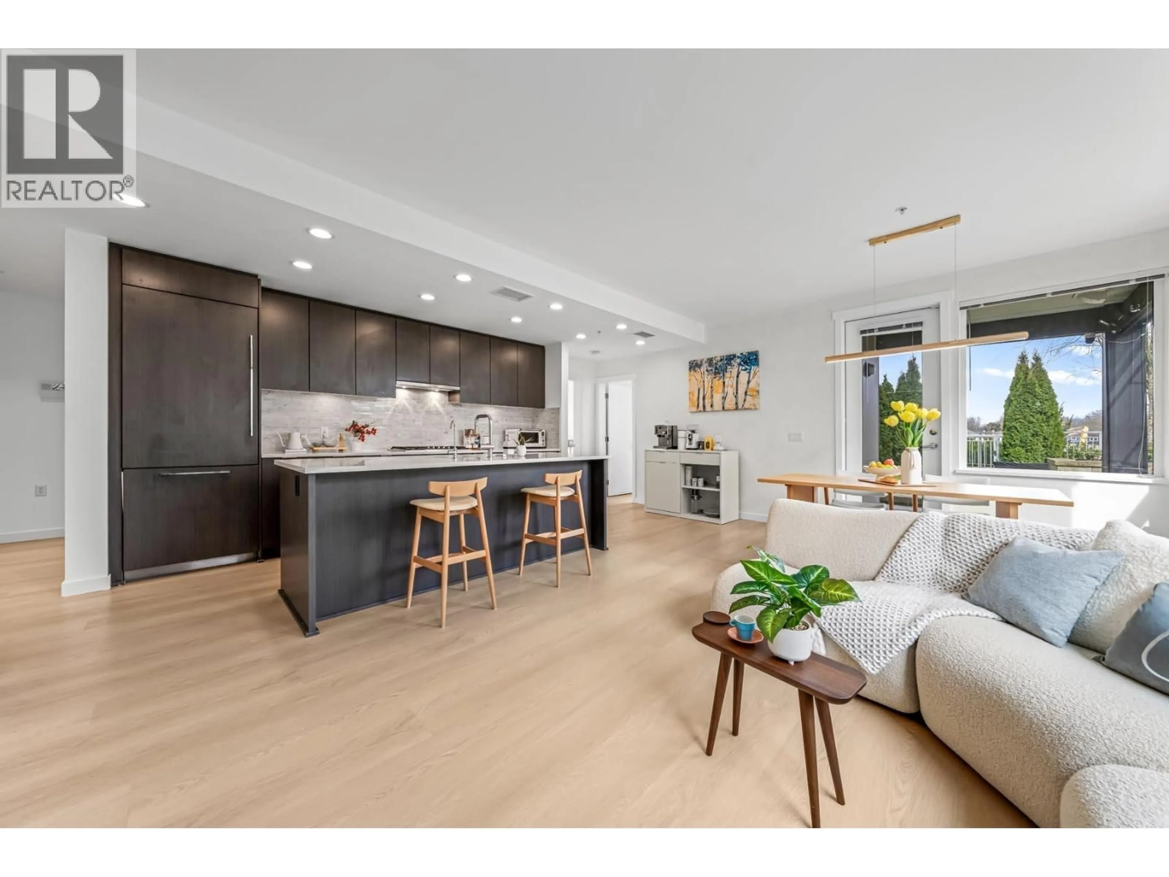 Open concept kitchen, unknown for 114 - 9233 ODLIN ROAD, Richmond British Columbia V6X0V4