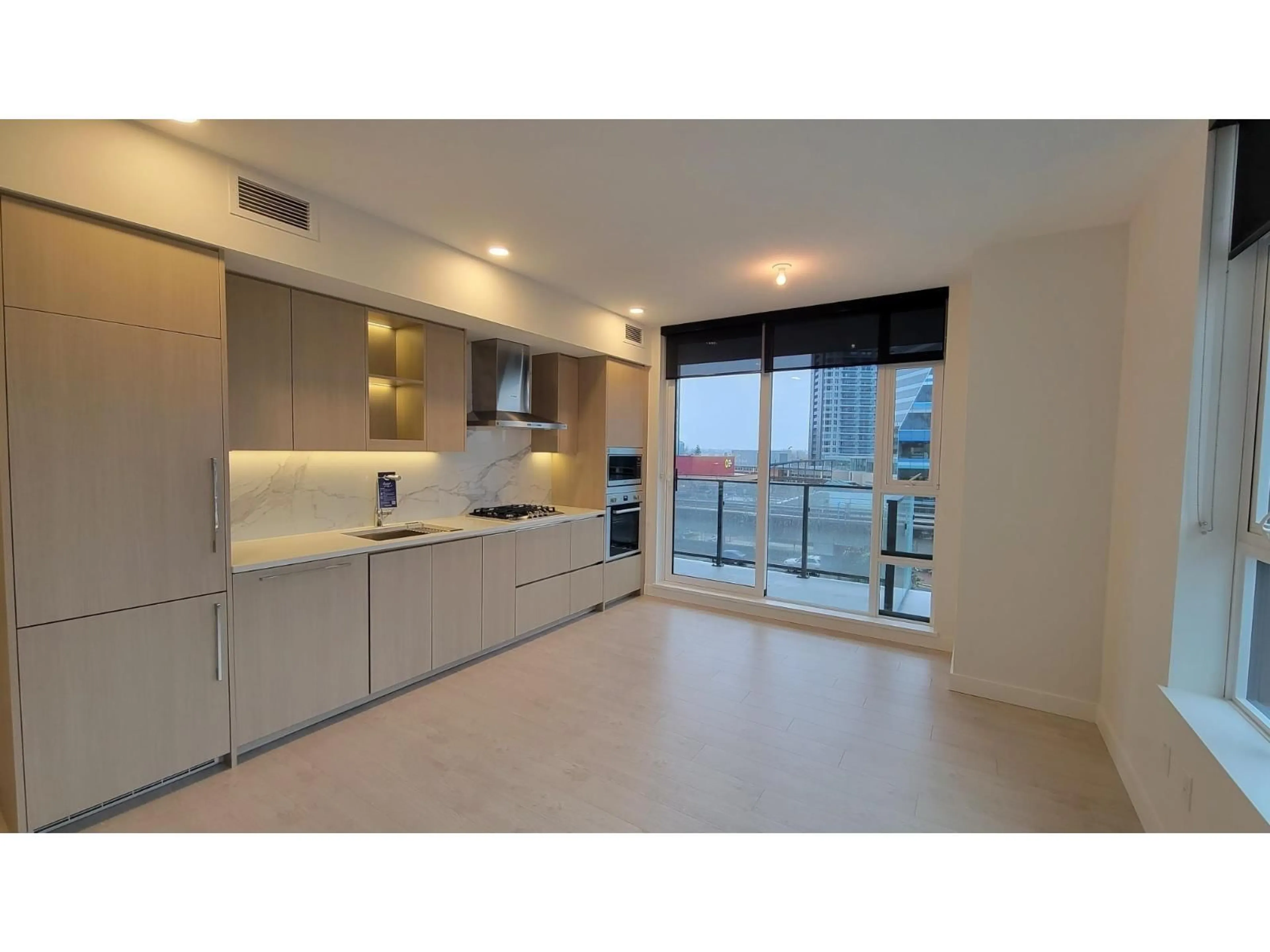 Open concept kitchen, unknown for 502 - 9887 WHALLEY BOULEVARD, Surrey British Columbia V3T0P4
