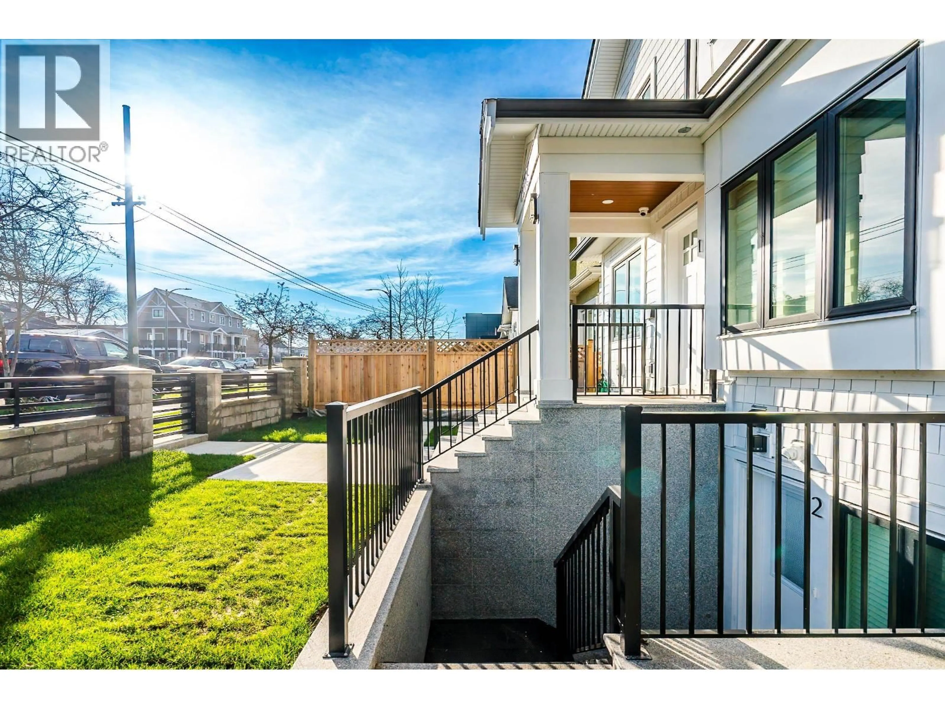 Unknown for 1505 RENFREW STREET, Vancouver British Columbia V5K4C8