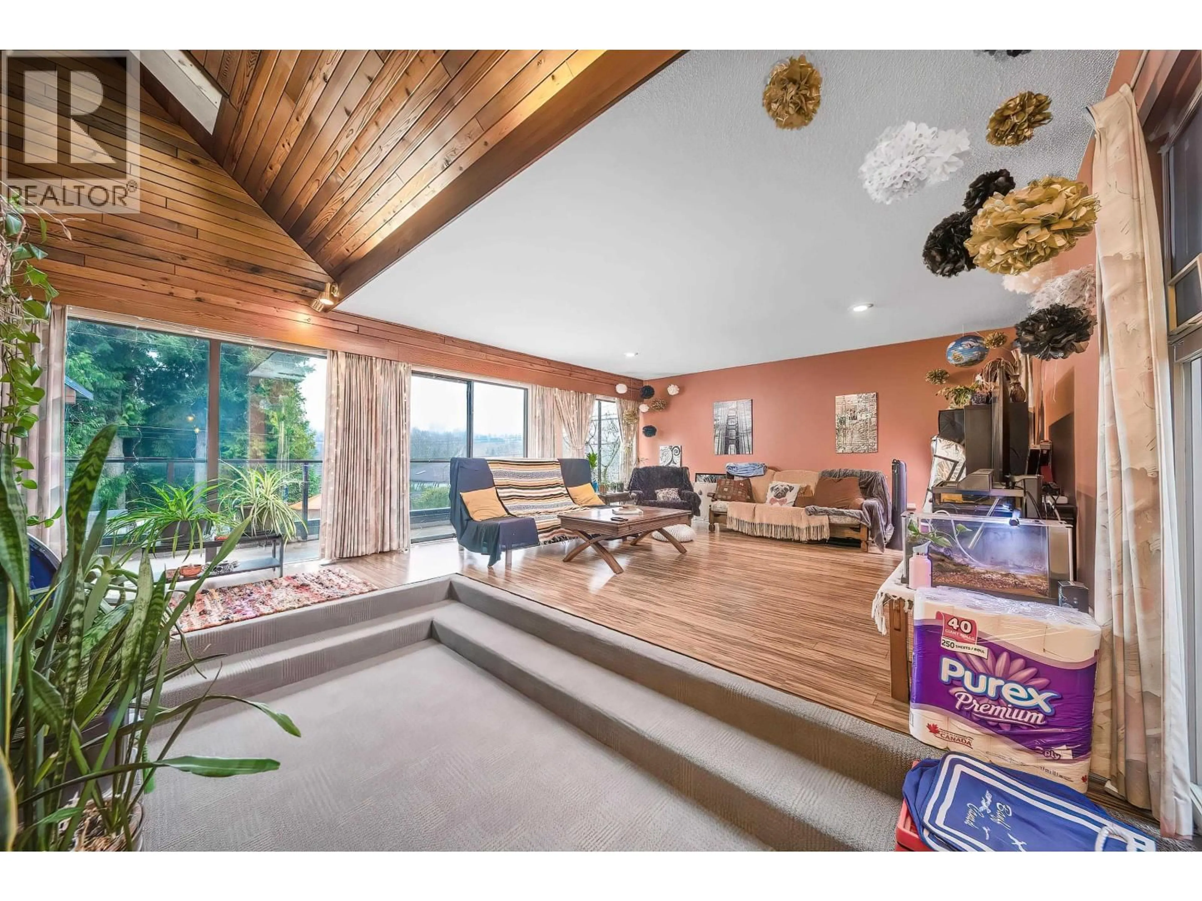 Unknown for 5734 EGLINTON STREET, Burnaby British Columbia V5G2B6