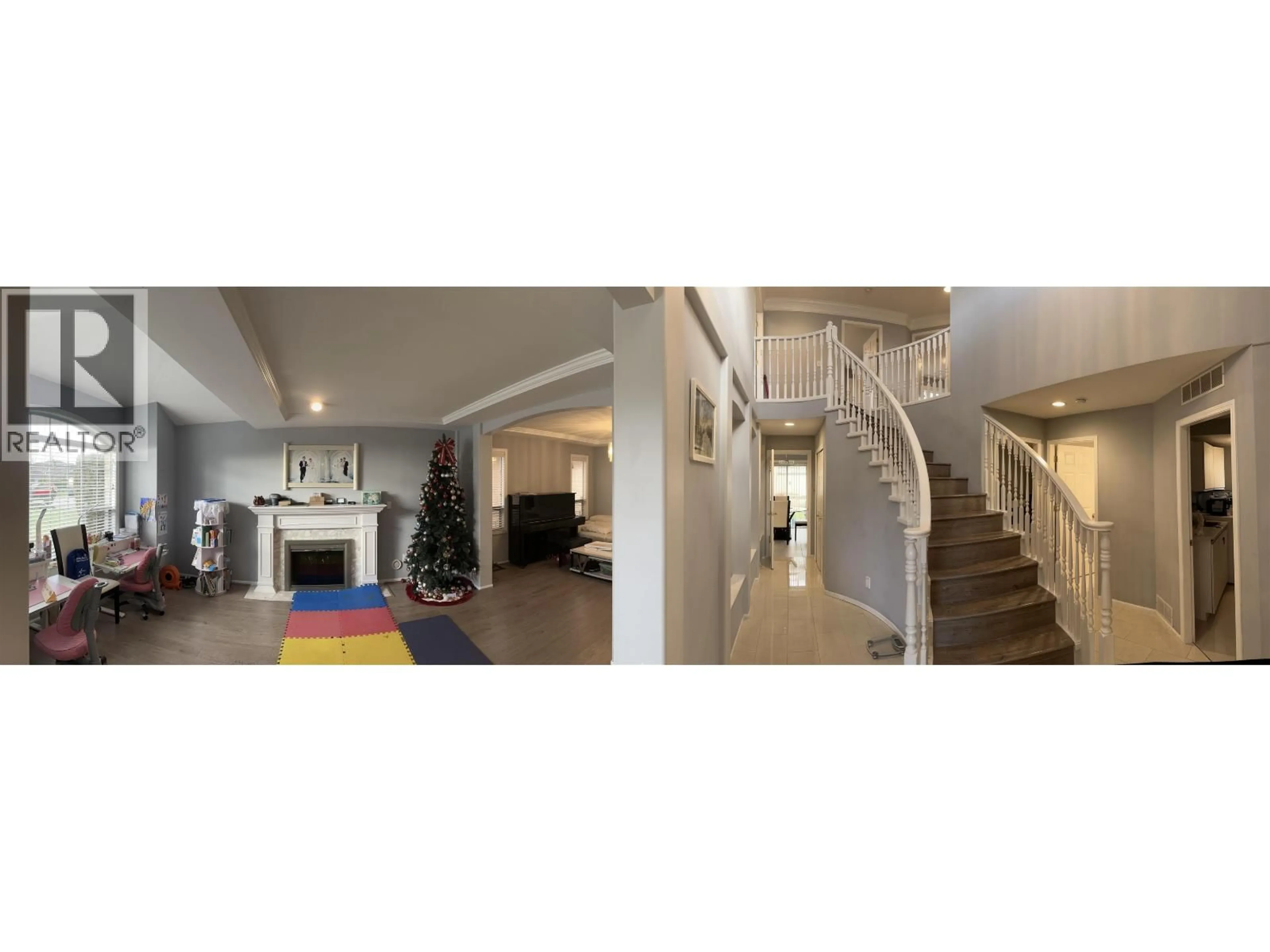 Indoor foyer for 3638 KILBY COURT, Richmond British Columbia V6X3M9